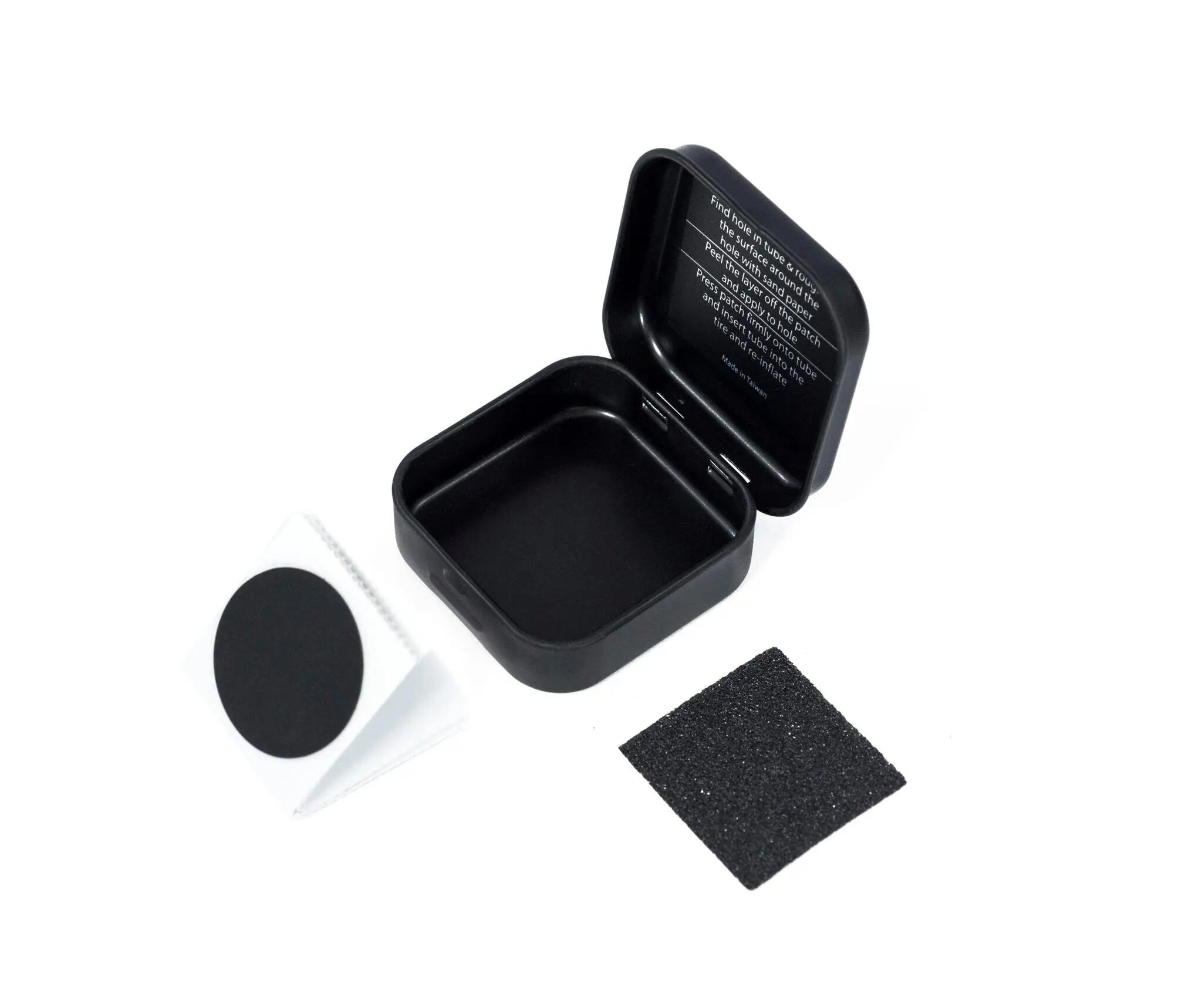Muc-Off Repair box Glueless Puncture Repair Patches and Tin 3/6