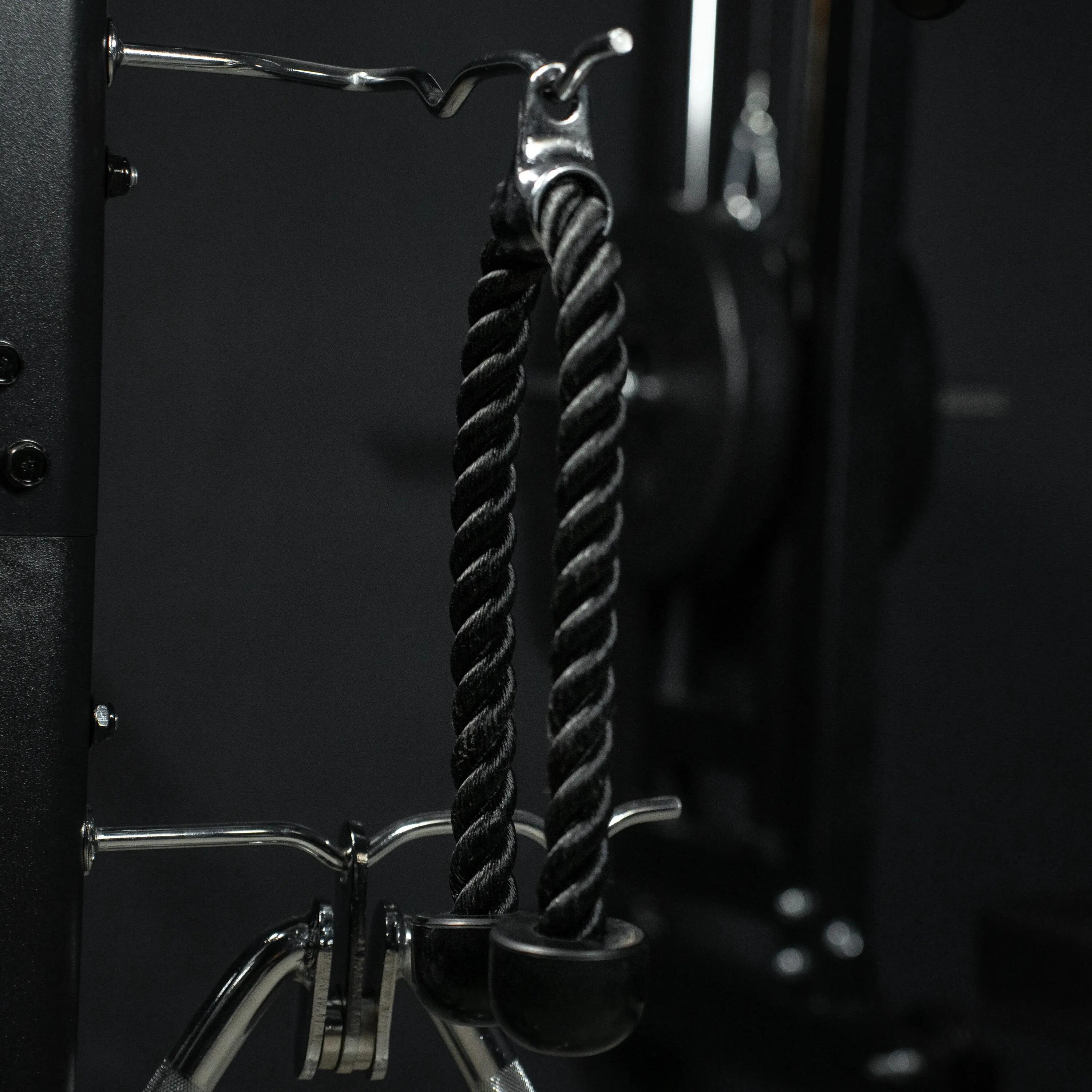 Corde triceps GORILLA SPORTS 68 cm nylon noire avec pivot 7/9