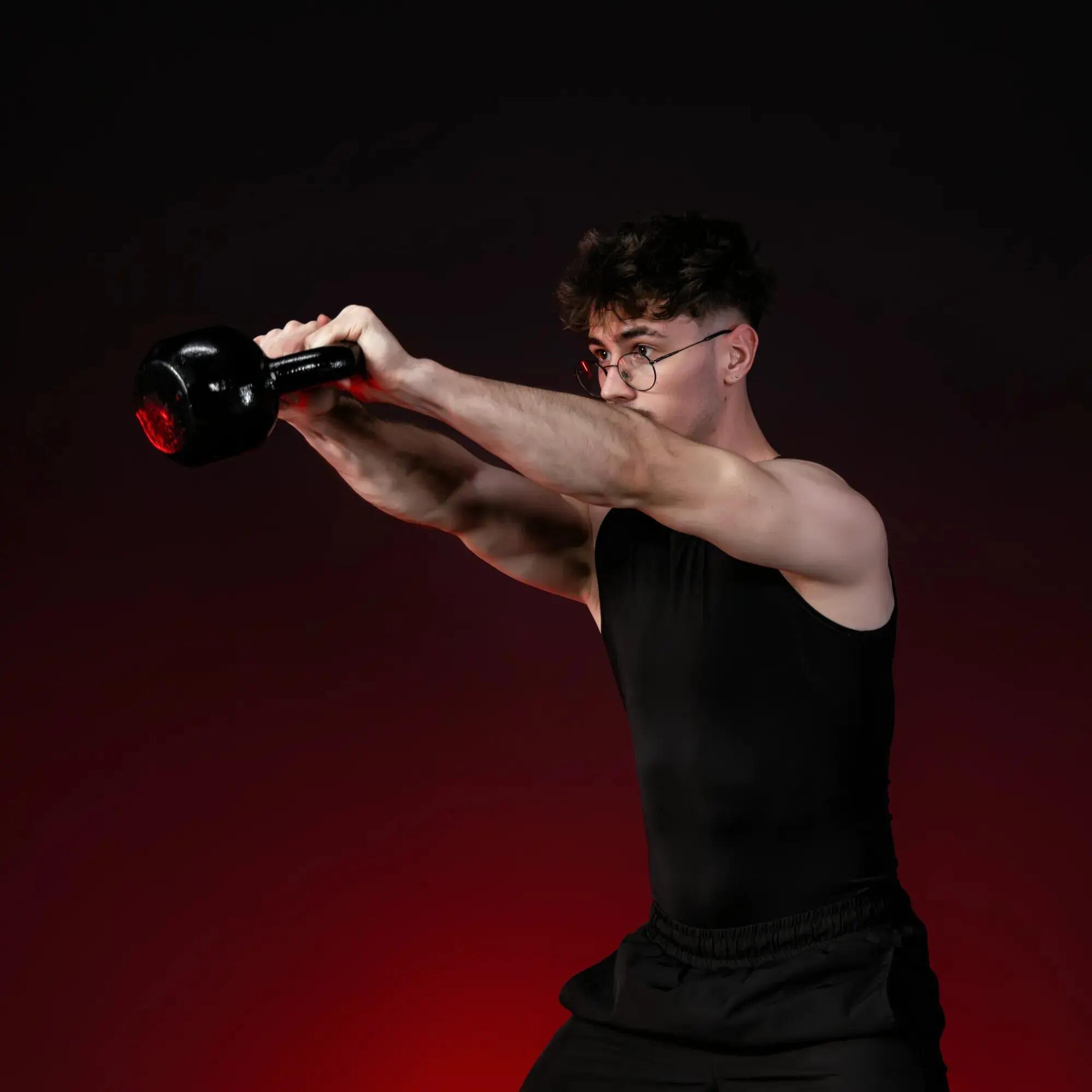 - Kettlebell - 8 kg - Gietijzer Zwart - Extra Stabiel 7/7