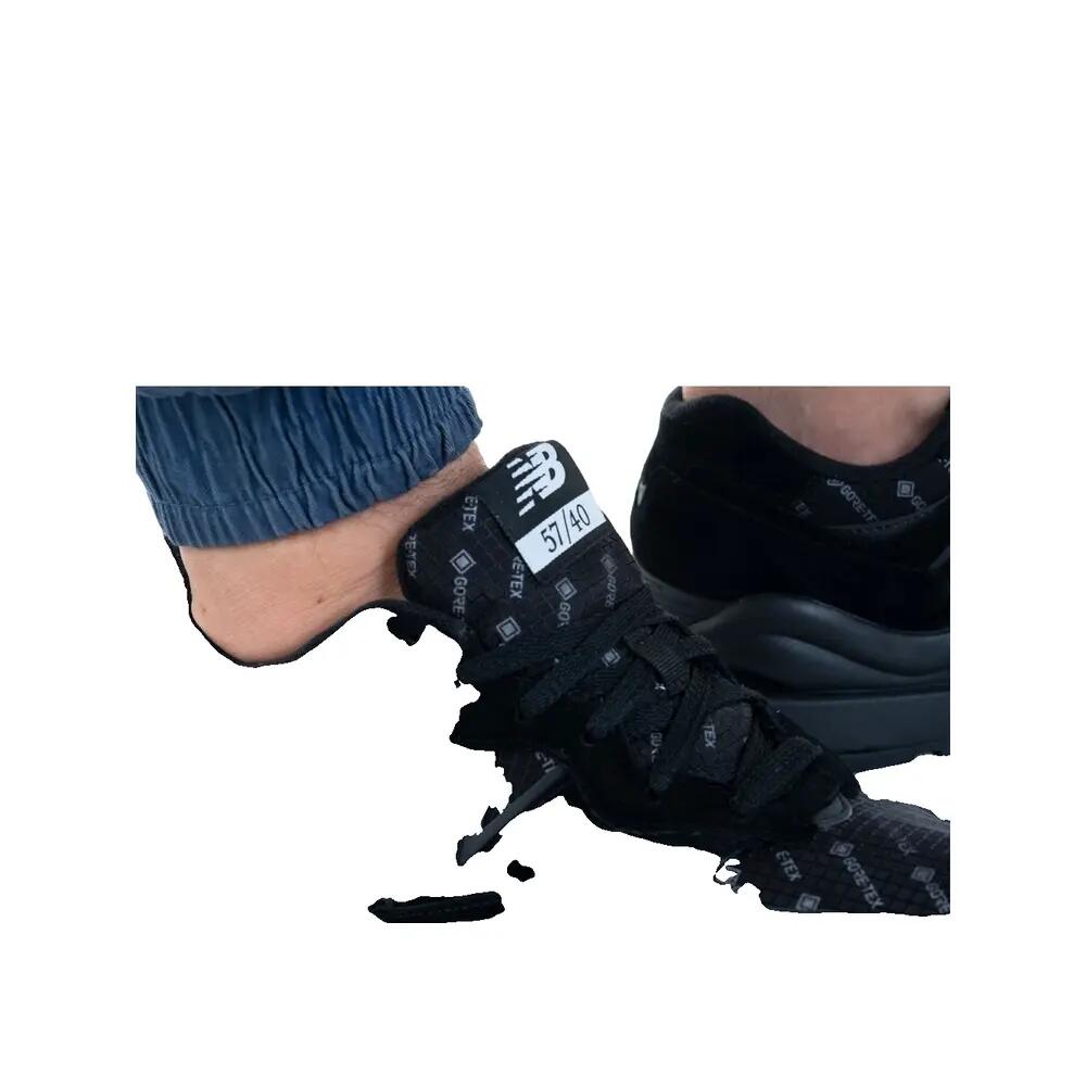 Férfi univerzális cipő New Balance 5740 6/7