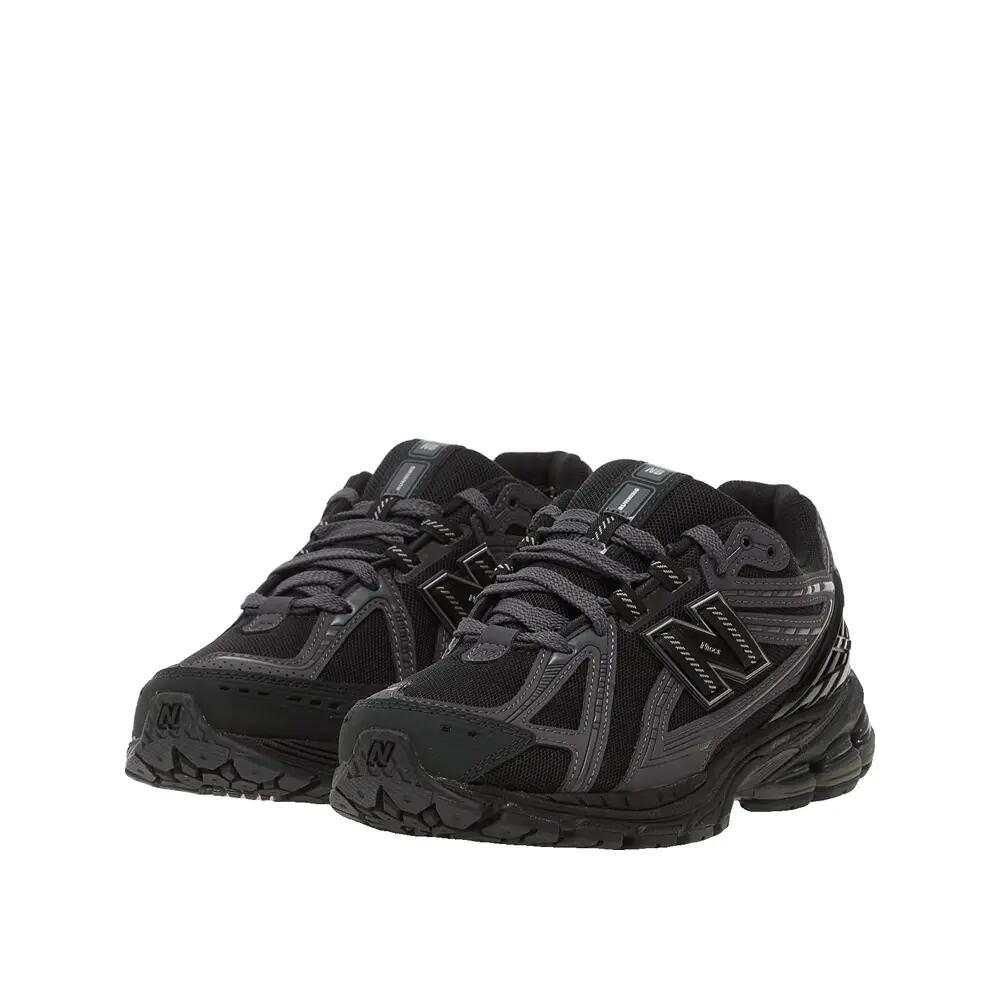 Schoenen New Balance 1906R Zwart 5/6