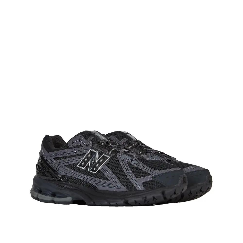 Schoenen New Balance 1906R Zwart 3/6