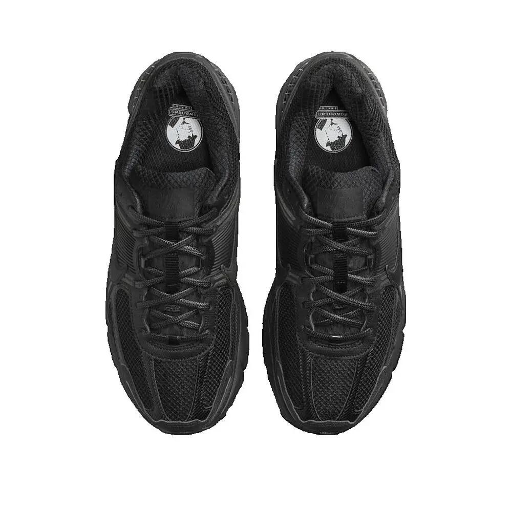 Vomero 5 Triple Black 3/6
