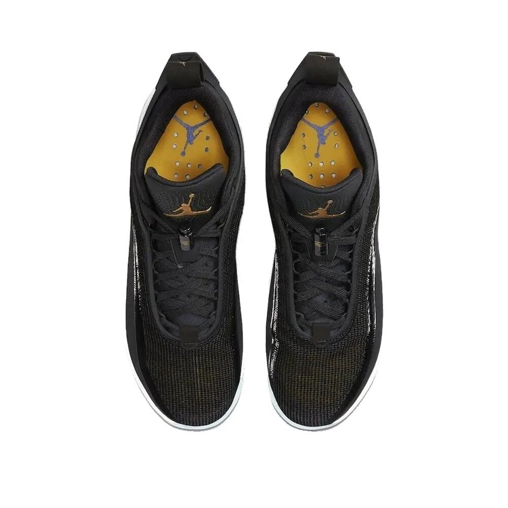 Nike Jordan Stiefeletten in Gold 4/6