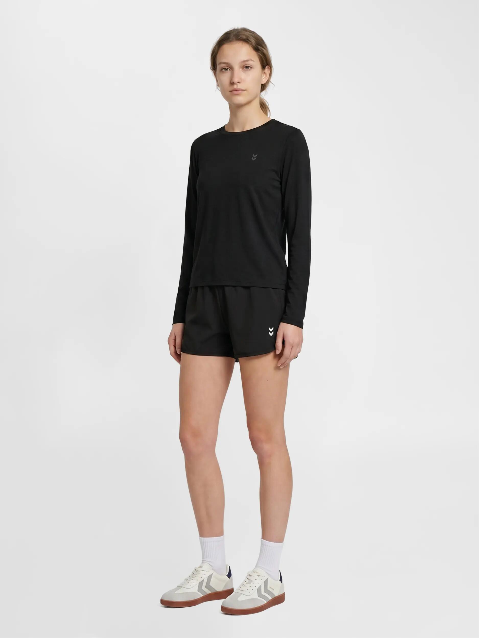 Enfiler Short Hmltraining Femme 3/6