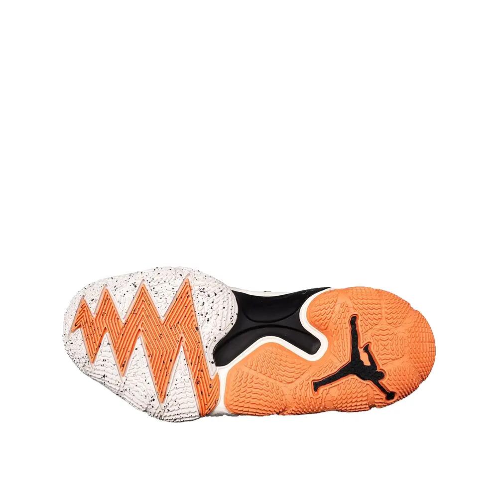 Schoenen voor basketbal voor vrouwen Nike Jordan Why Not 6/8