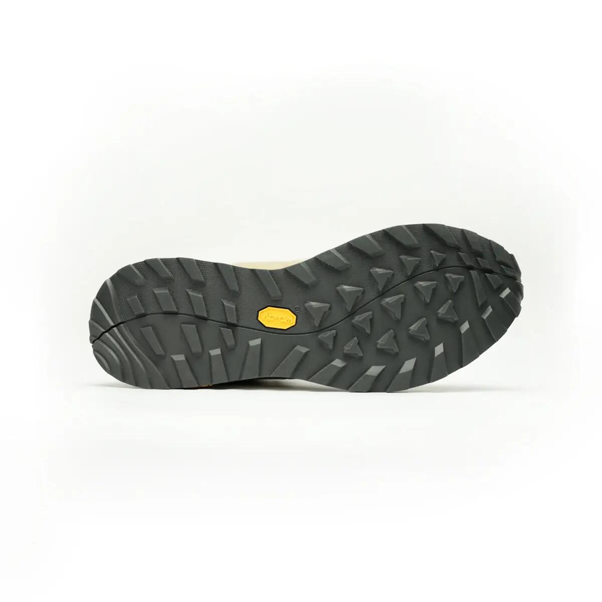 Dámská multisportovní středně vysoká obuv Vibram® Megagrip GAIRU 4/5