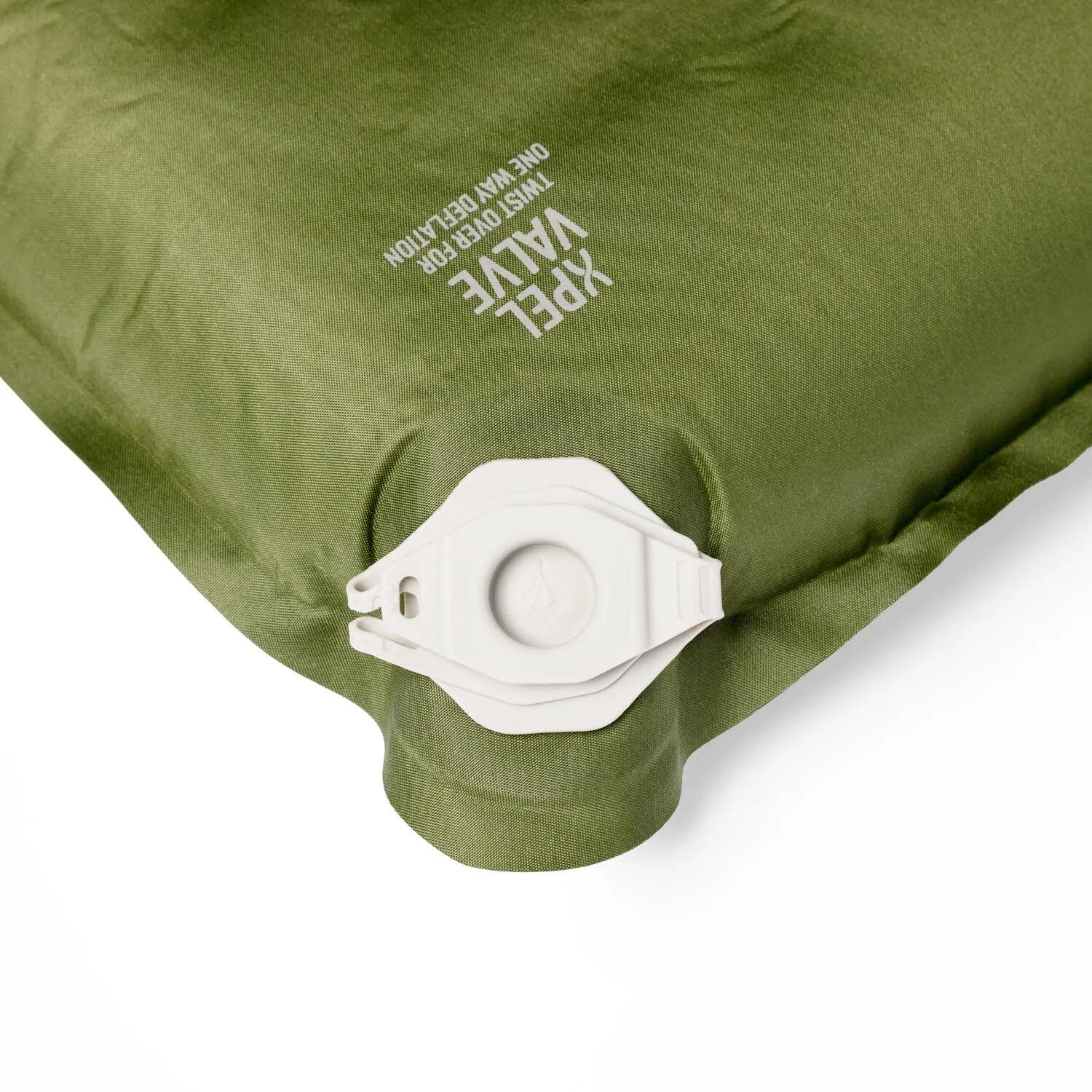 CAMP PLUS SELF INFLATING MAT - REGULAR RECTANGULAR WIDE DARK GREEN RCS -  2