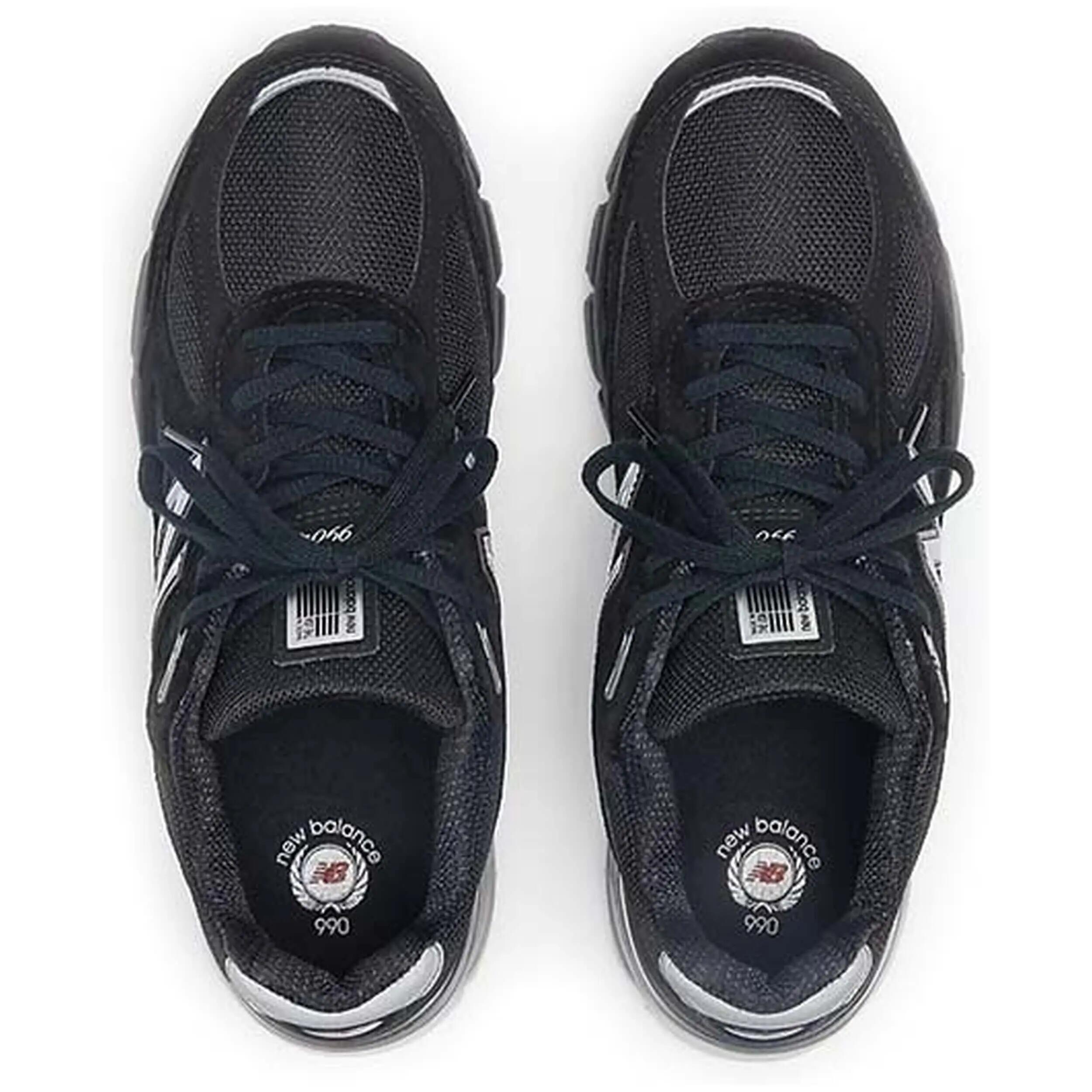 Schoen New Balance model U990BL4 voor unisex 4/5