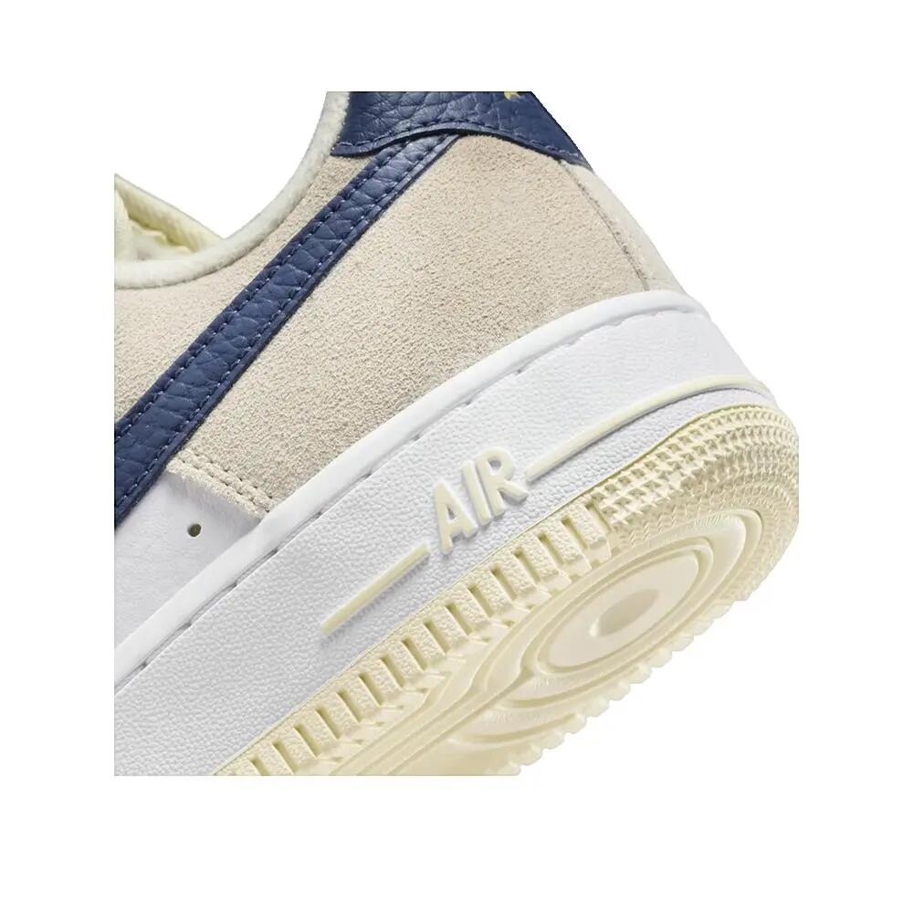Chaussures universel hommes Nike Air Force 1 '07 6/8