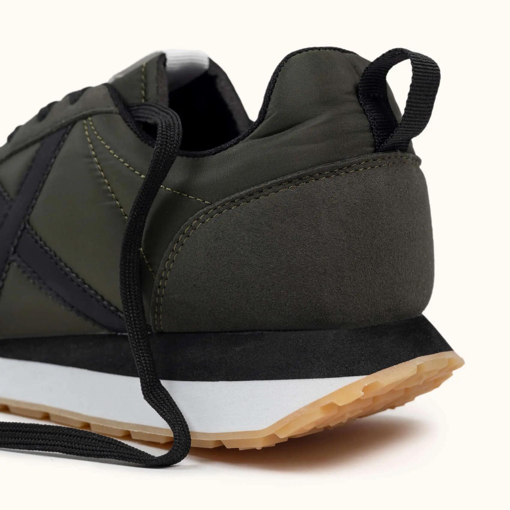 Baskets Munich modèle 4882005 pour homme 2/5