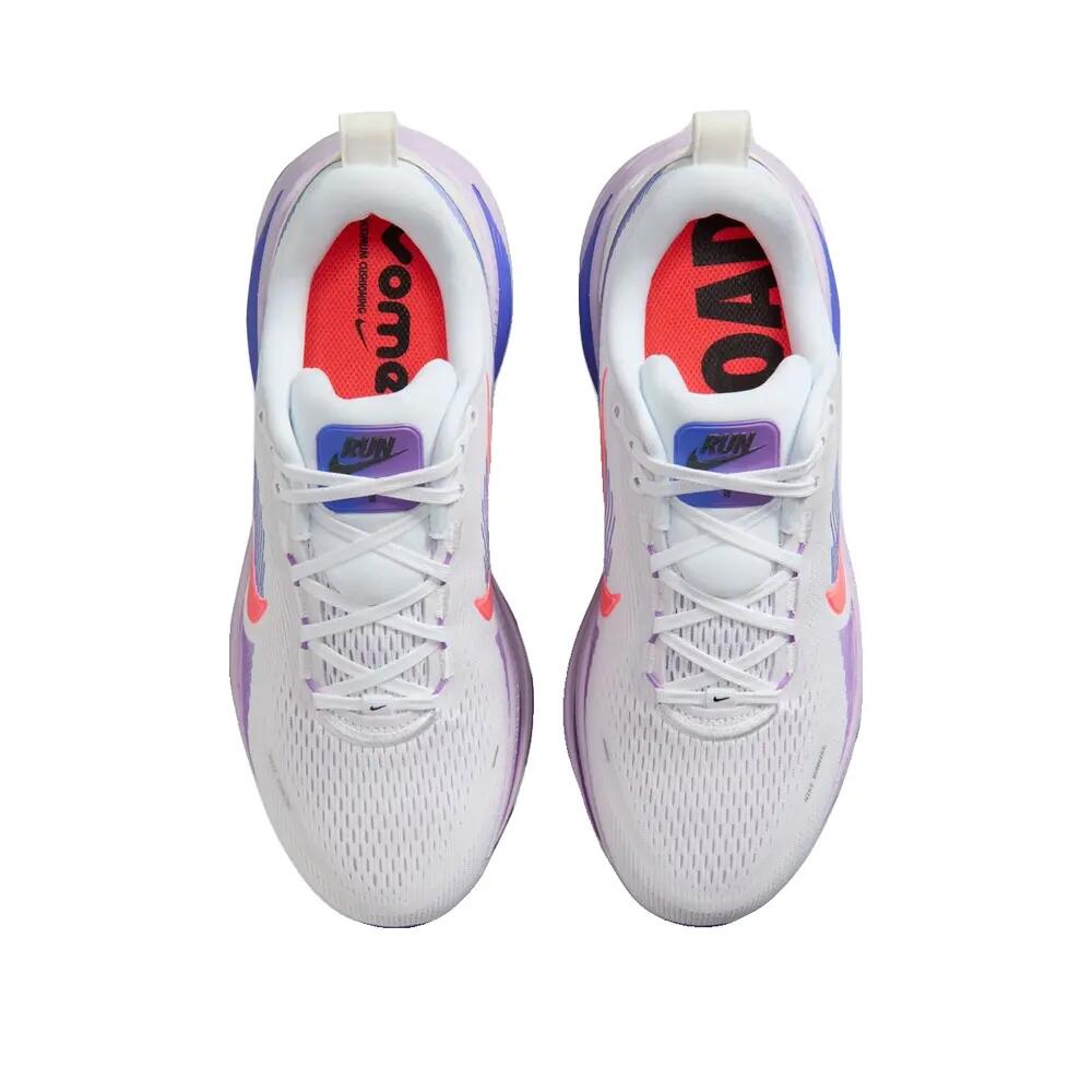 Zapatillas de running Nike Vomero 18 Blancas/Hot Lava/Violet Mist 3/6
