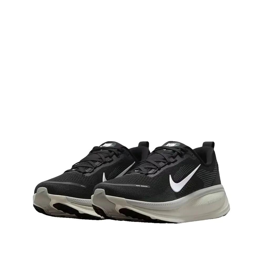 Scarpe  Vomero 18 Black Coconut Milk Light Iron Ore Summit White 5/6