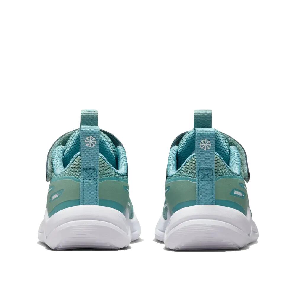Nike Cosmic Runner Shoes Green 2/5