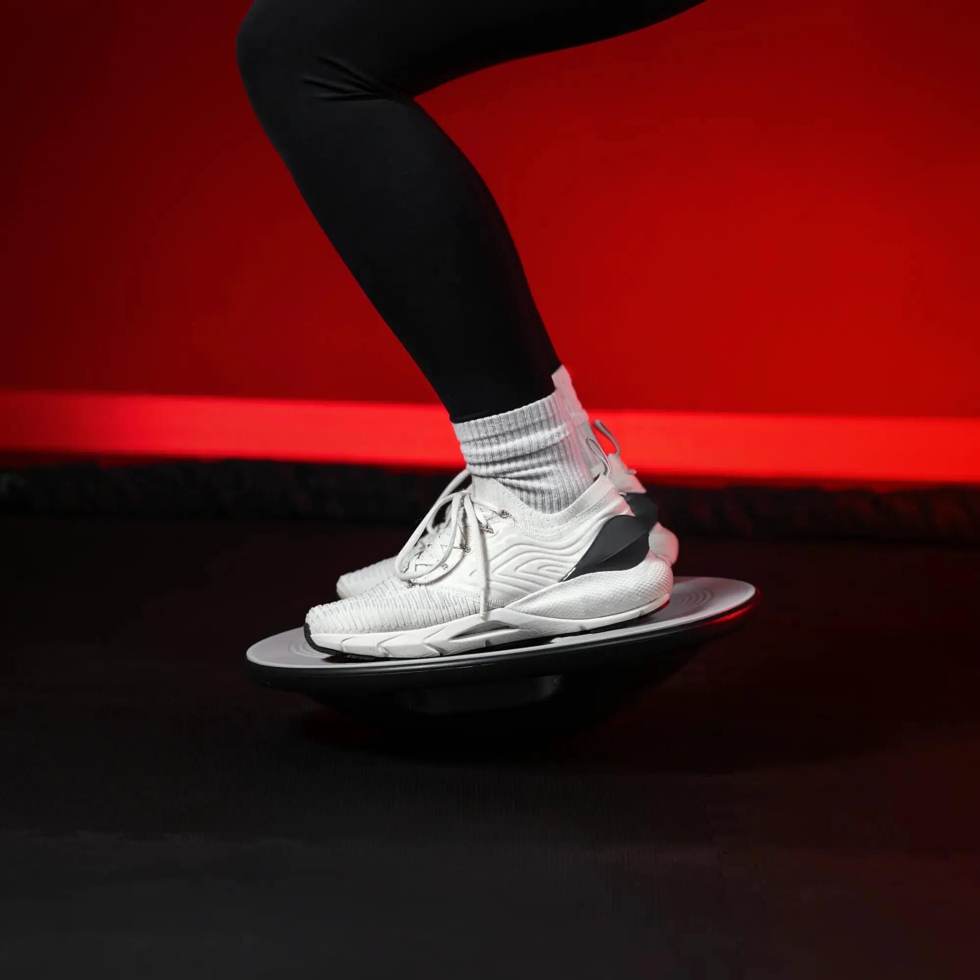 Plateau d'équilibre Gorilla Sports noir/gris, antidérapant 7/11