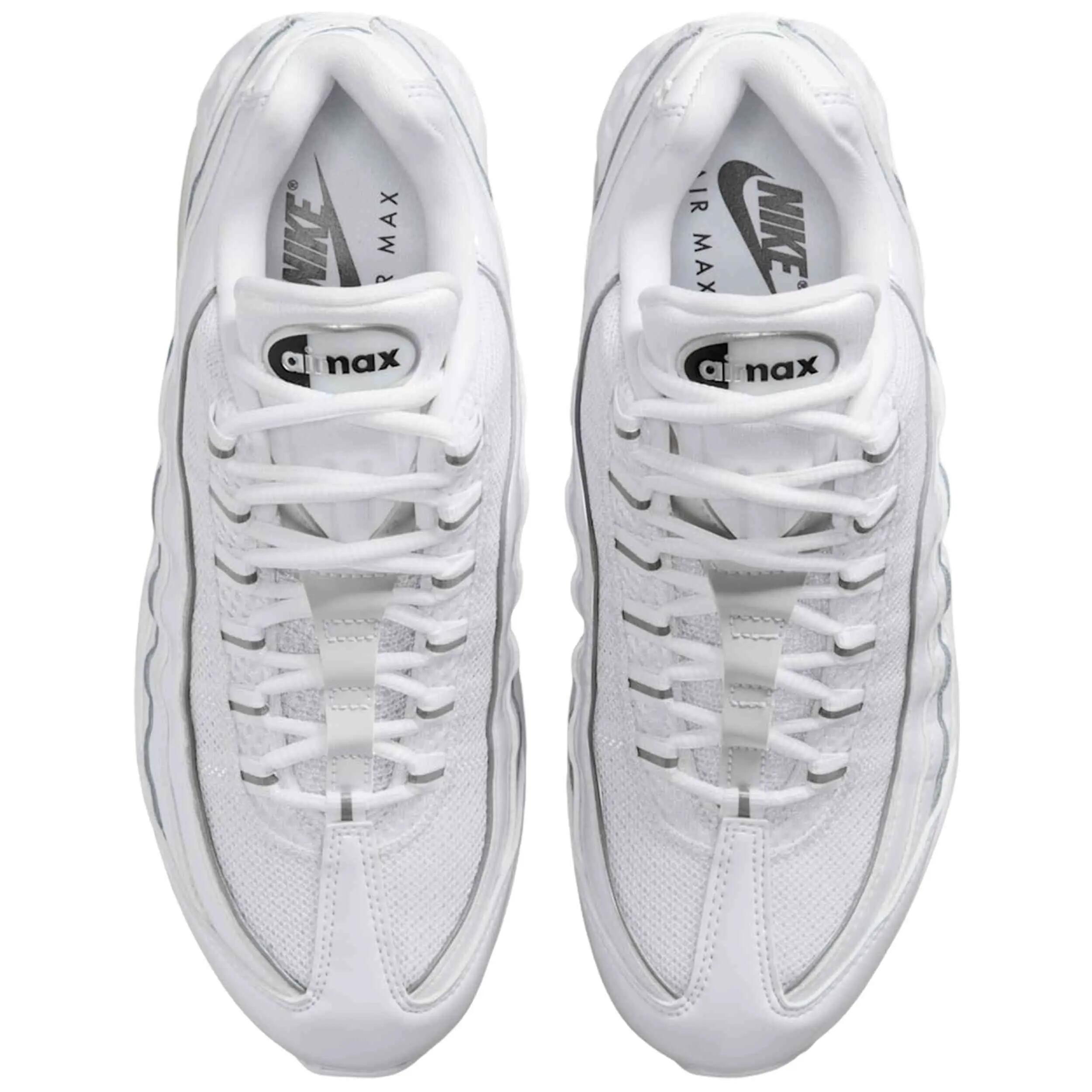 Turnschuhe Nike Modell 206106154 für männer 4/5