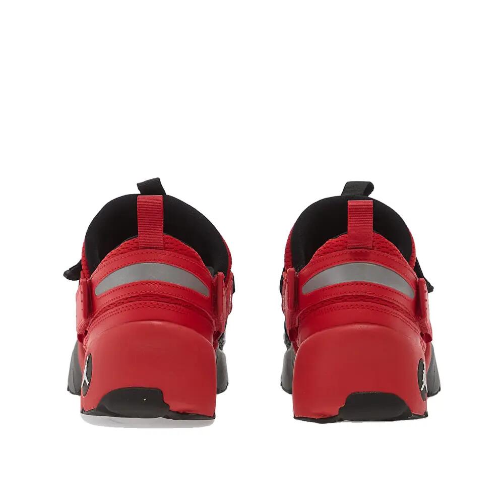 Chaussures de basketball Nike Trunner LX Noir/Blanc/Rouge universitaire 4/6