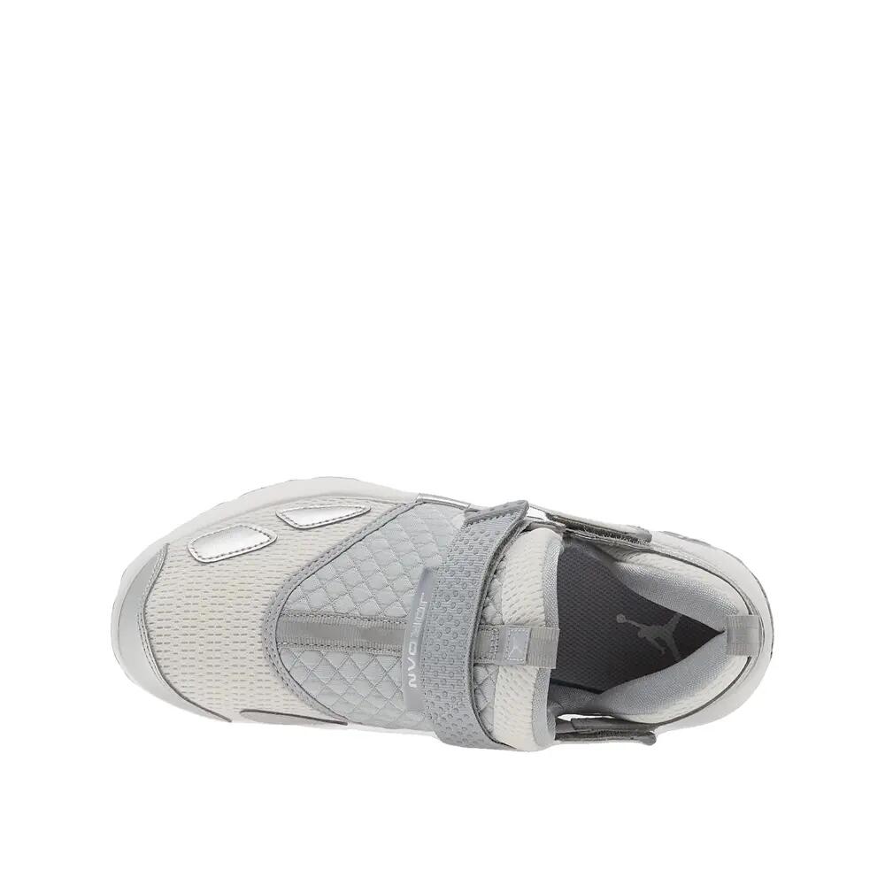 Chaussures de basket Nike Trunner LX Gris loup/Blanc sommet/Argent réfléchissant 3/6