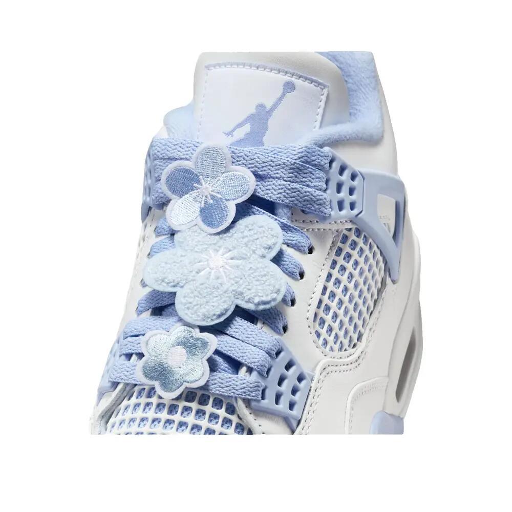 4 Retro Forget Me Not 9/10