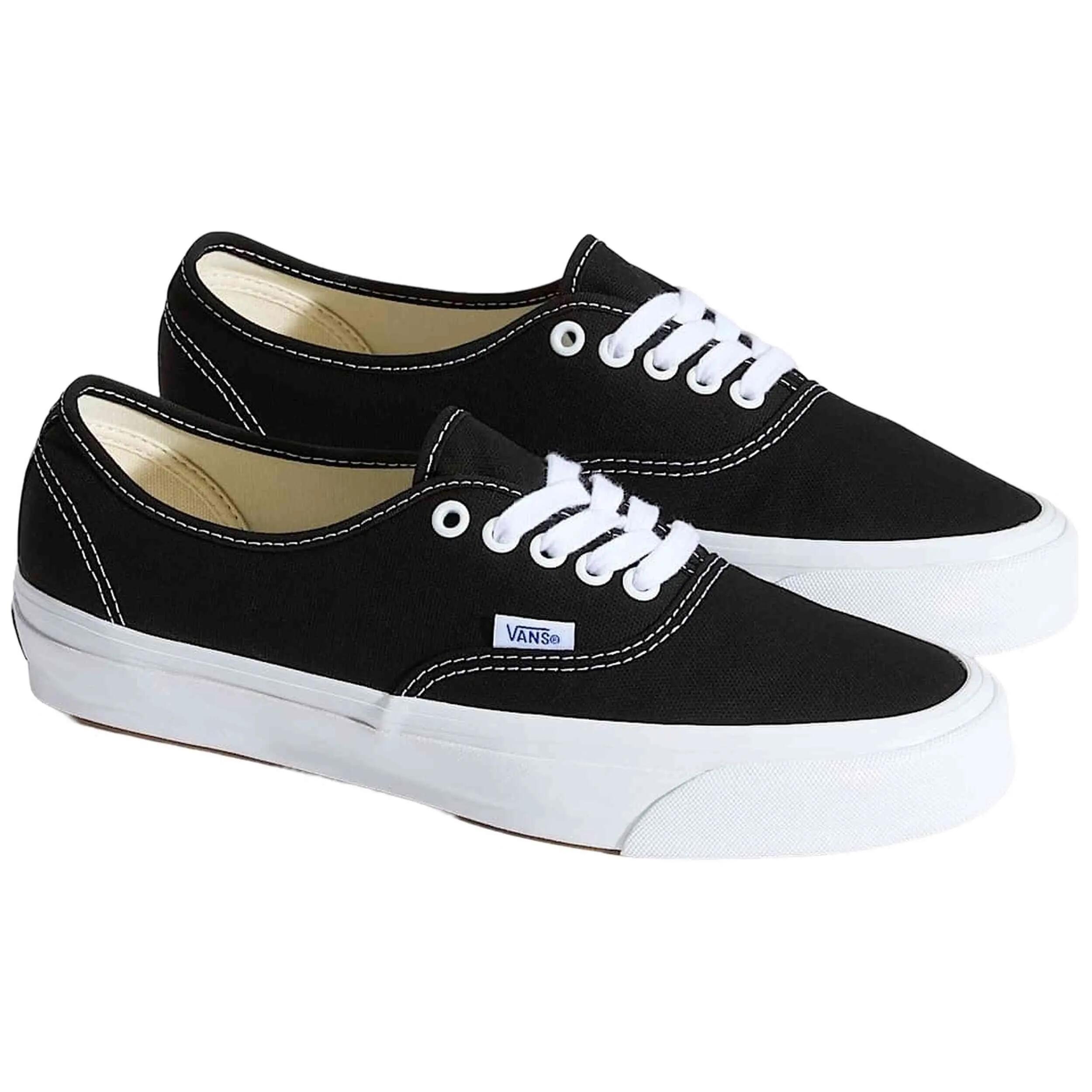 Baskets Vans modèle Premium Authentic 44 pour unisexe 3/4