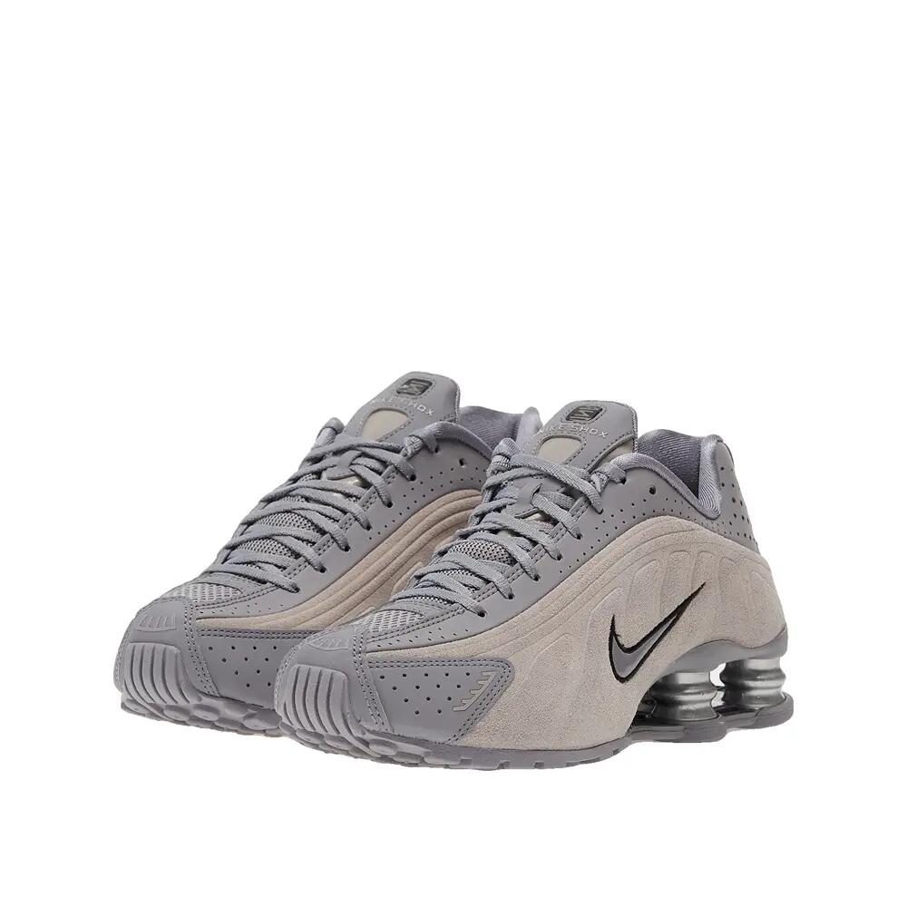 Buty Nike Shox R4 Szary cement 5/6