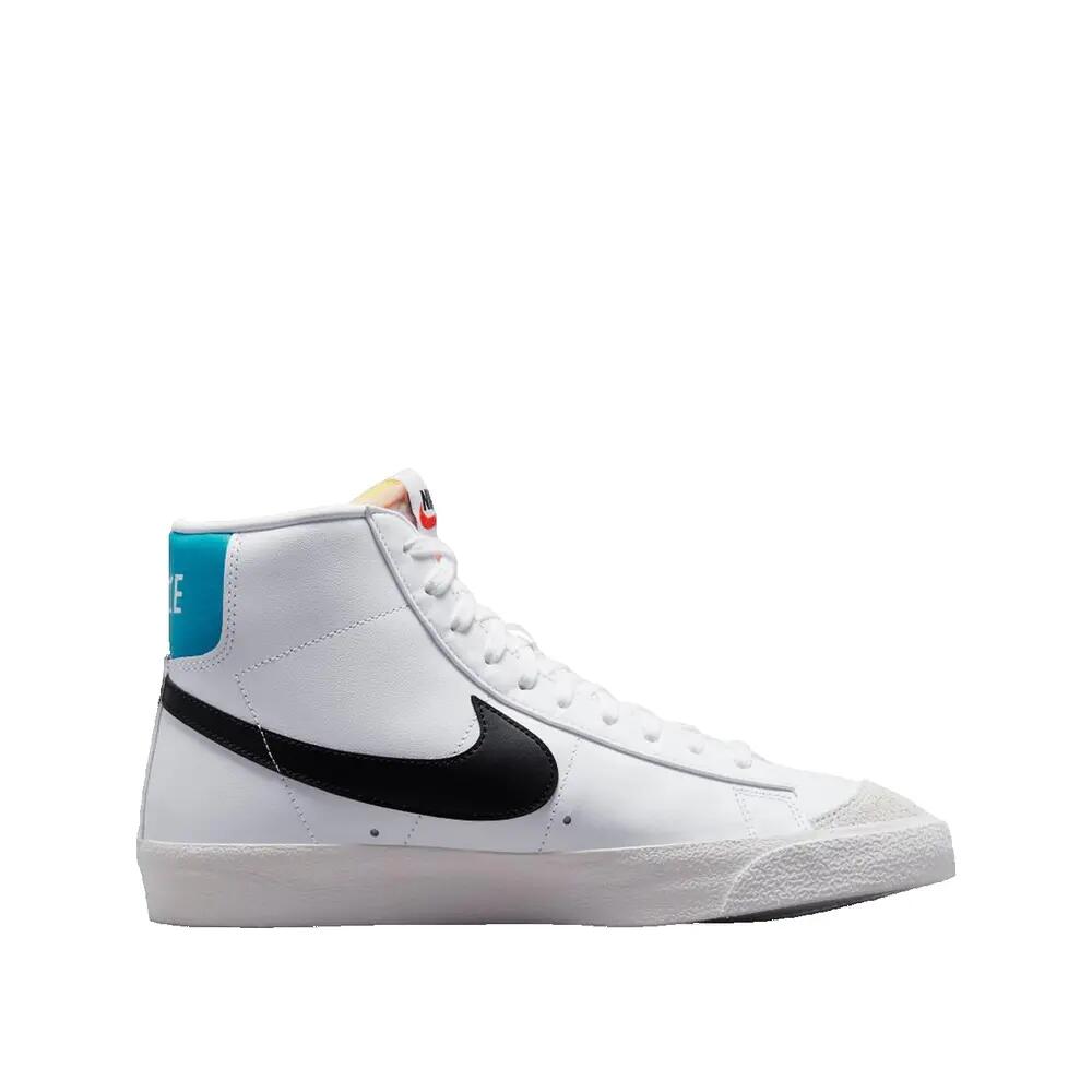 NIKE picture
