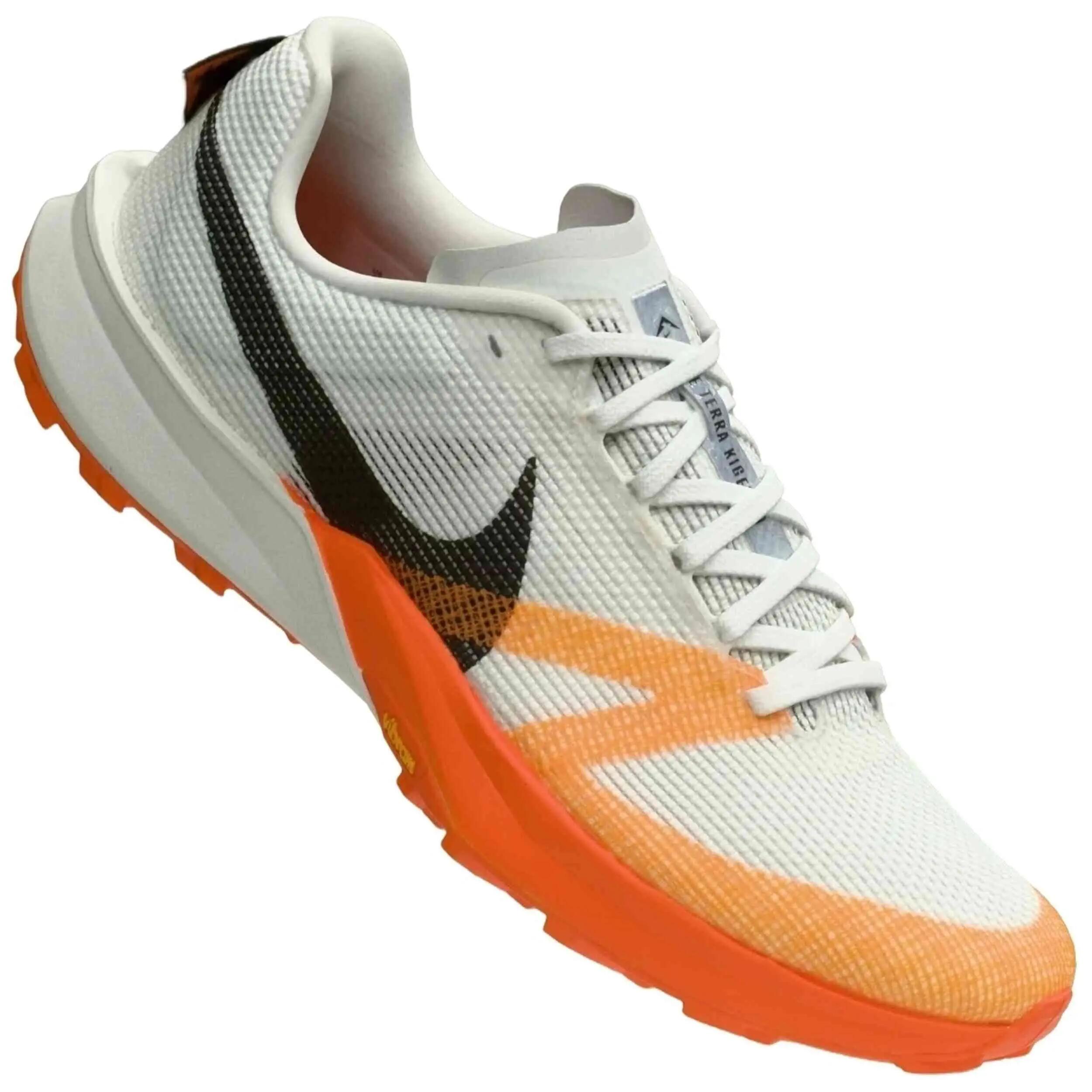 Zapatillas Nike modelo ZoomX Vaporfly Next% 3 para hombre 2/4