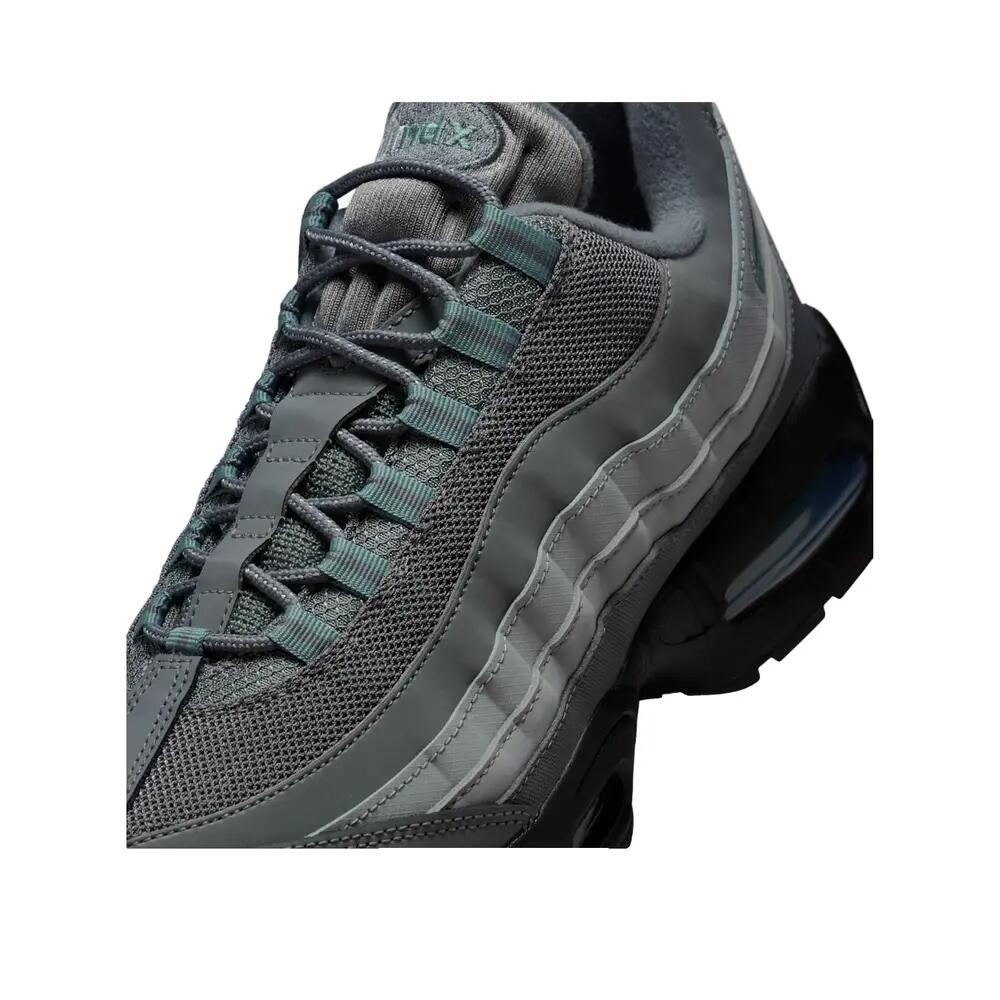 Nike Air Max 95 Schuhe in Grau 6/7
