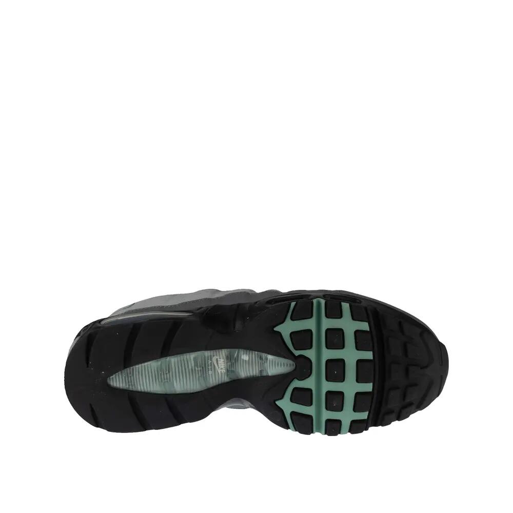 Nike Air Max 95 Schuhe in Grau 4/7