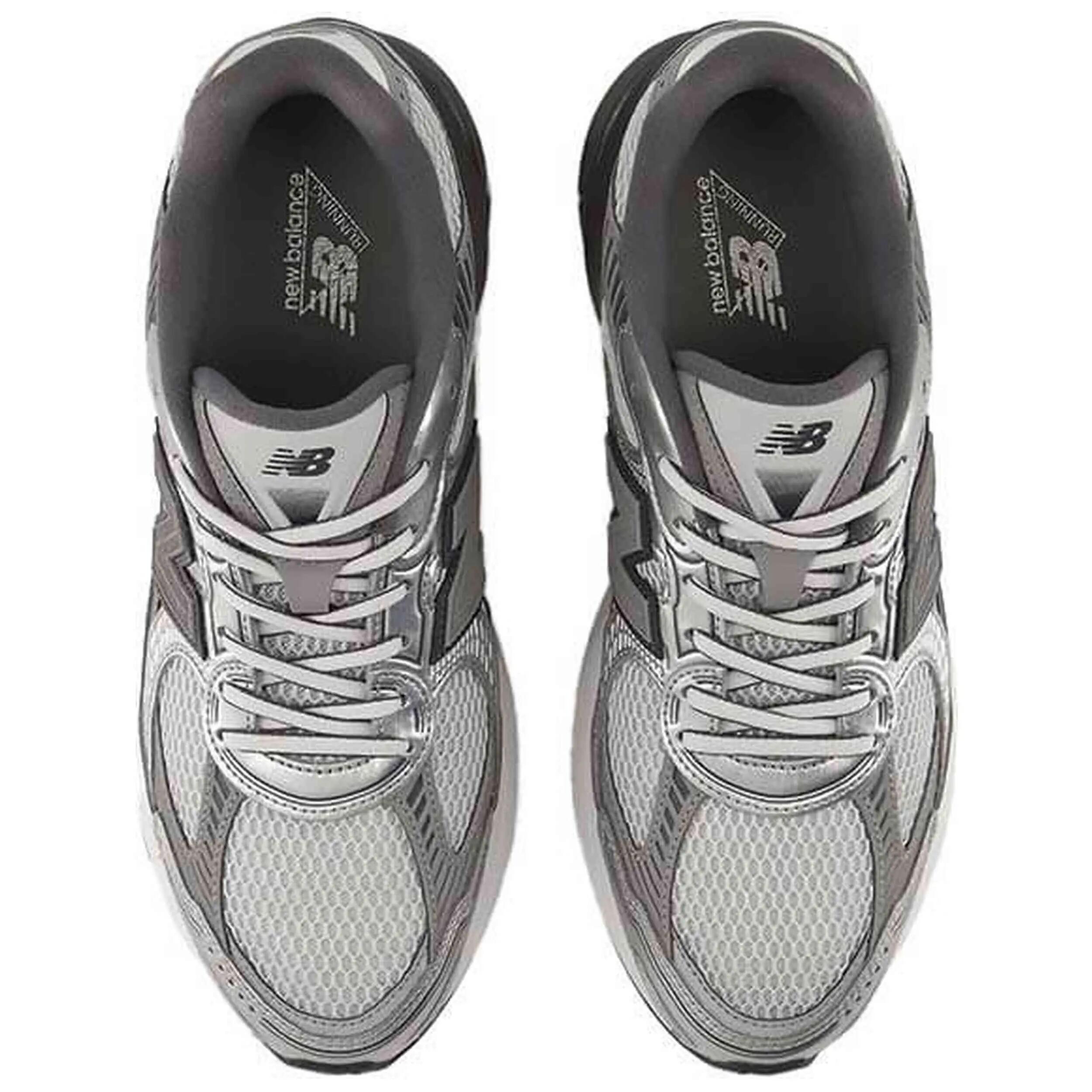 Sapatilhas New Balance modelo 2010 para homem 4/4