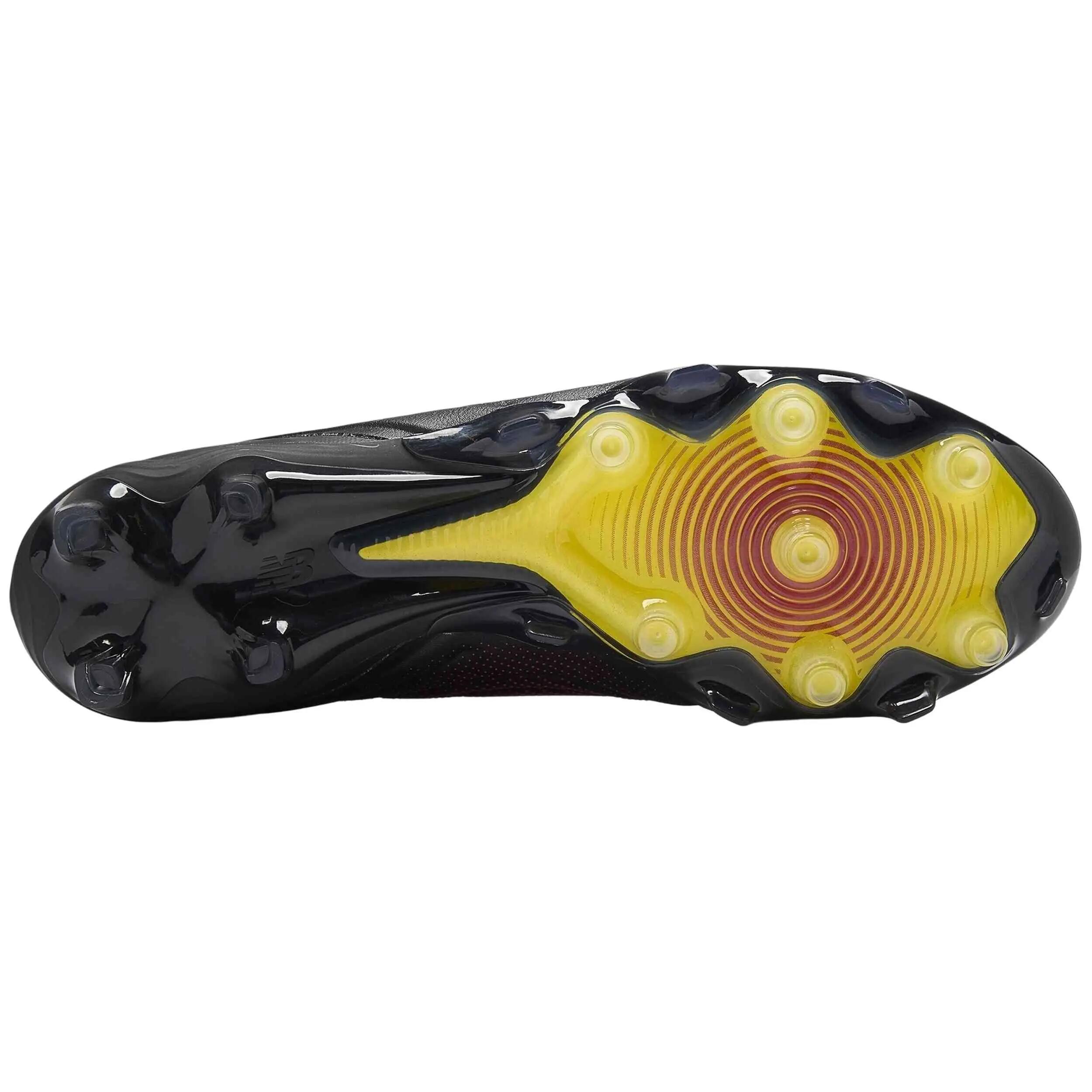 Botas de futbol New Balance modelo UT1FL3KQ para unisex 4/5