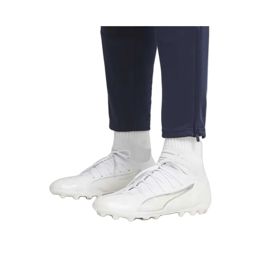 Buty piłkarskie PUMA Ultra 5 Ultimate MG Białe 8/9