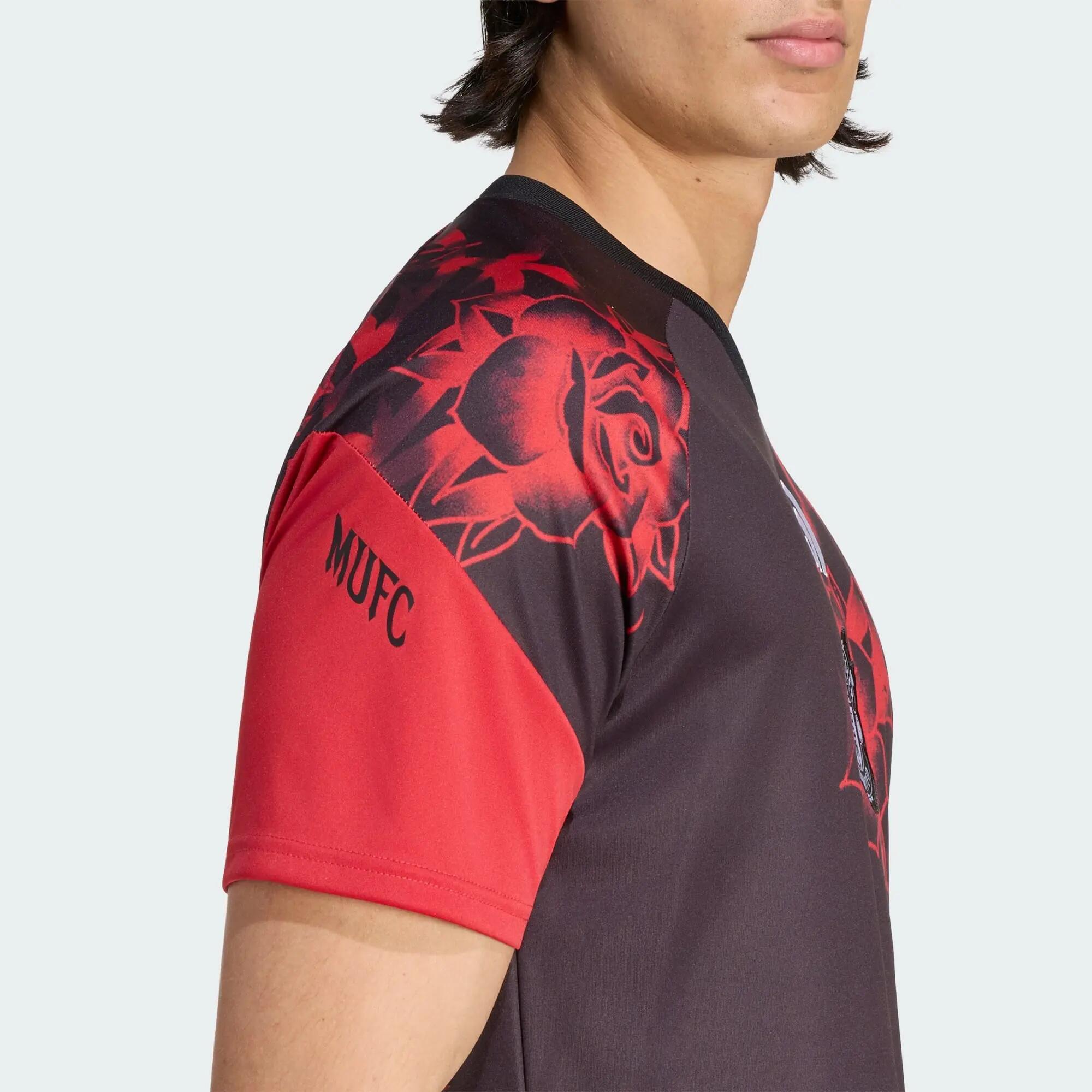 Maillot Pré-match Manchester United 26/27 6/7