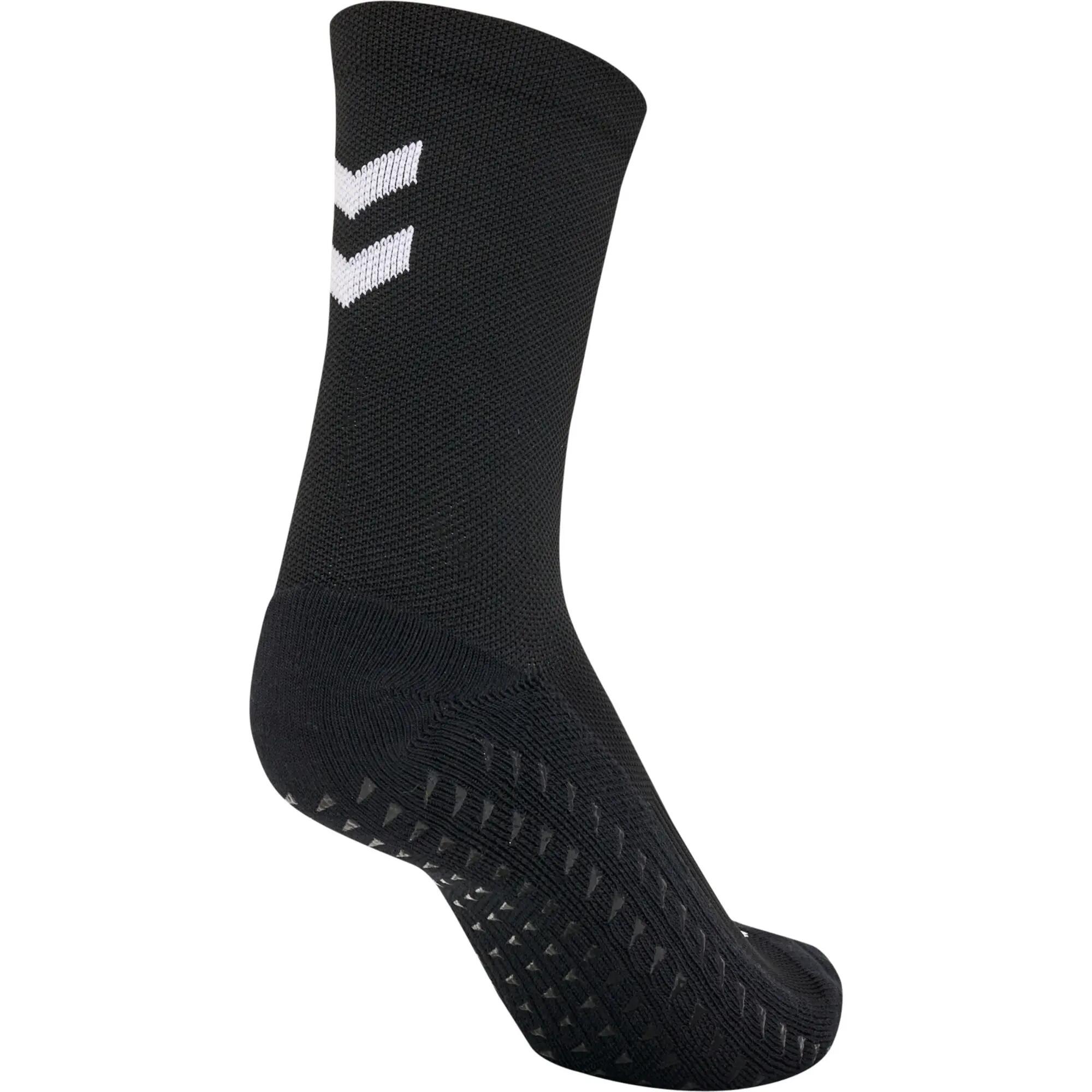 Skarpetki uniwersalne Hummel hml Essential Grip Socks czarne 8/8