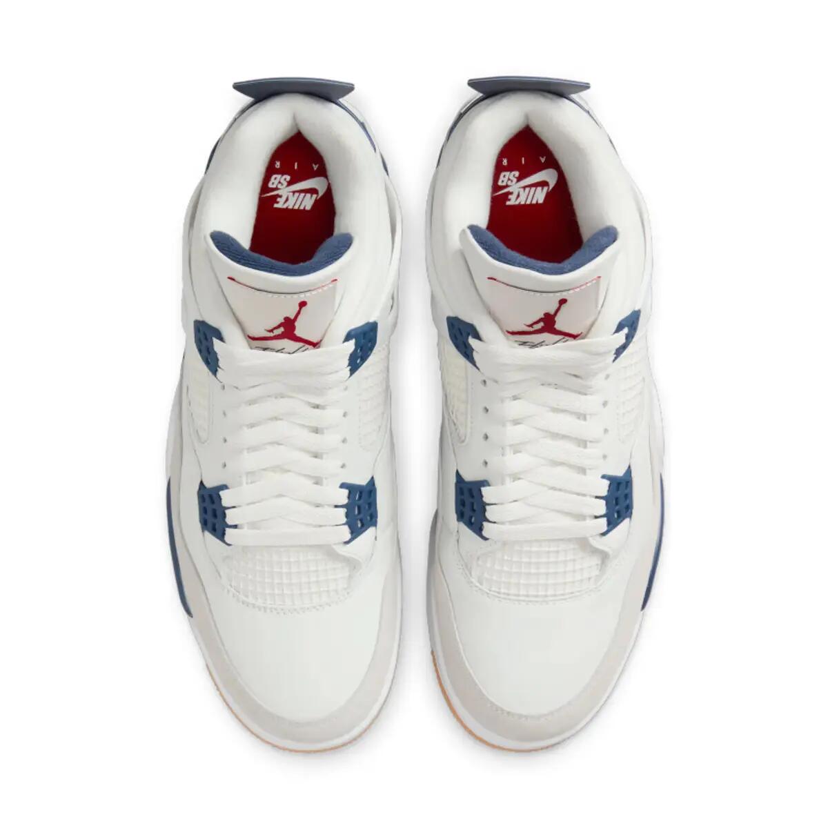 Air Jordan 4 Retro SB Navy 4/6