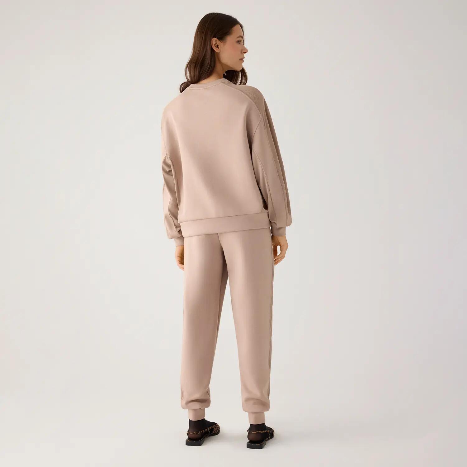 Calça jogger bege de lã polar 5/7