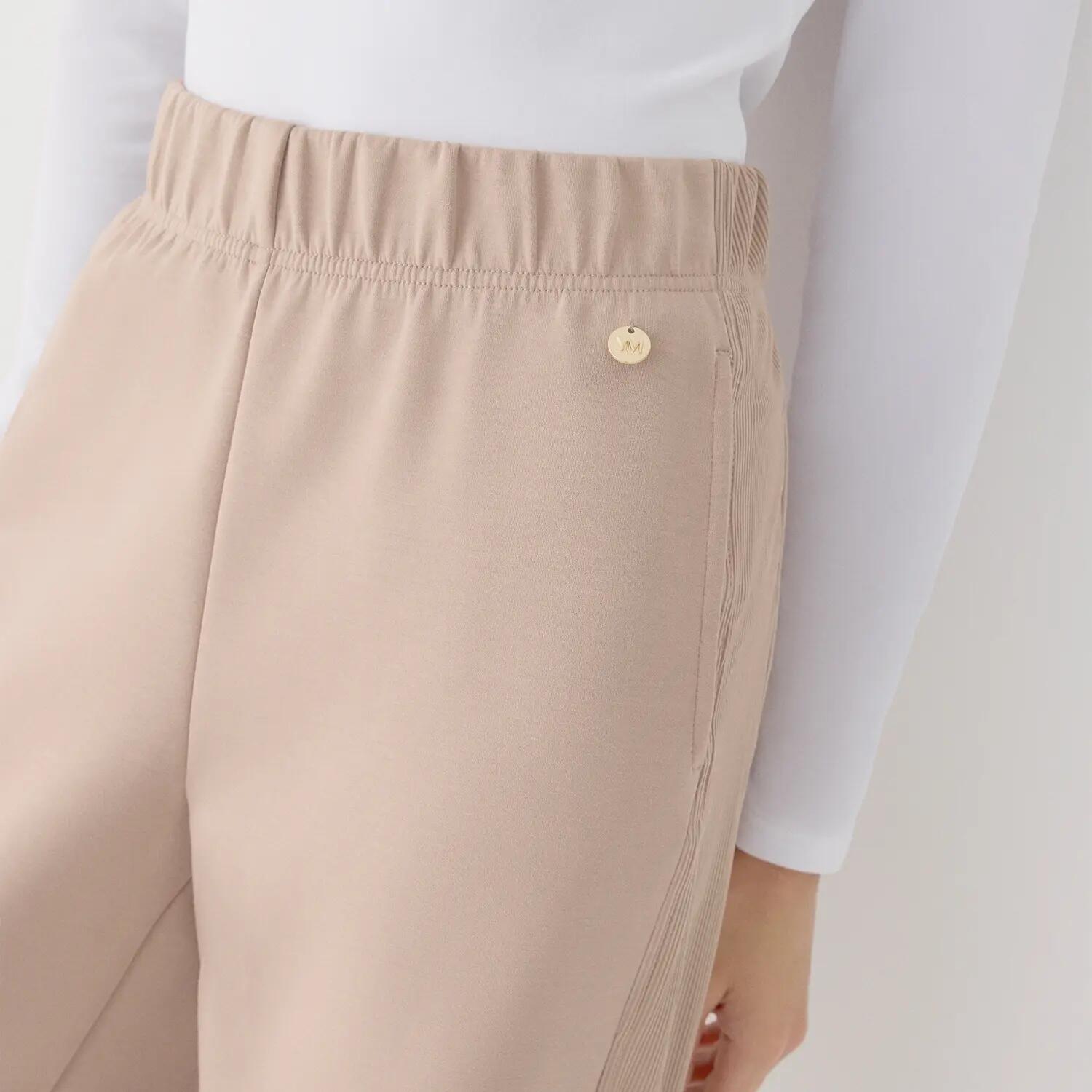 Calça jogger bege de lã polar 4/7