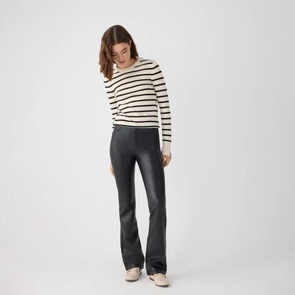 TÉRMICO Pantalones efecto piel acampanados push-up negro