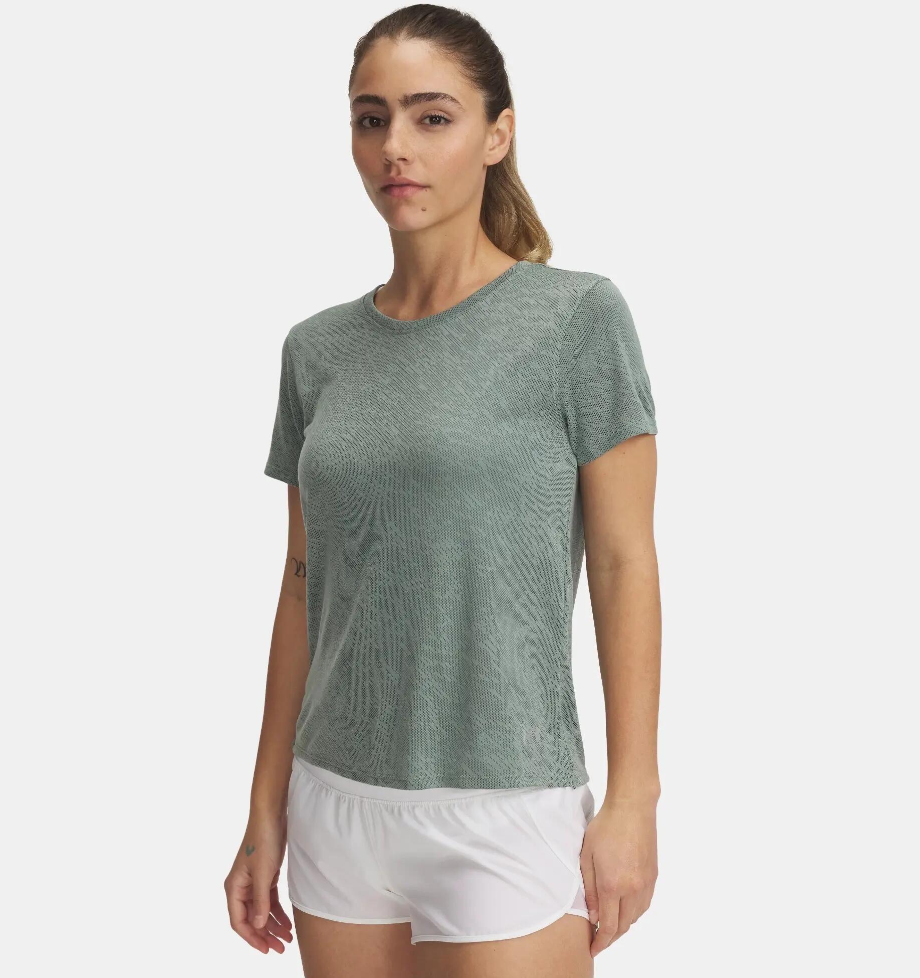 UNDER ARMOUR picture