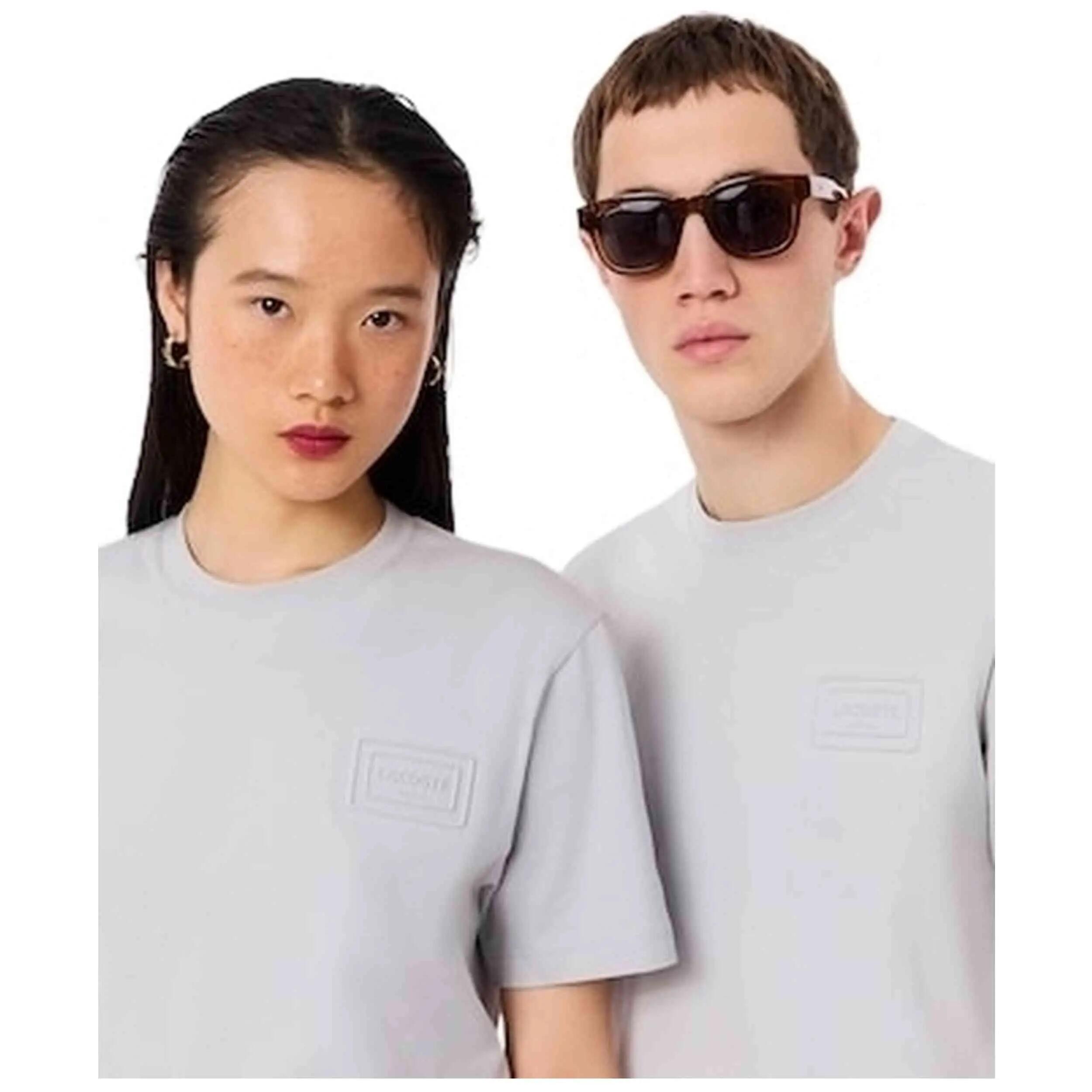 T-shirt Lacoste modelo Camiseta Lacoste Embossed Branding manga cor para unissex 4/5