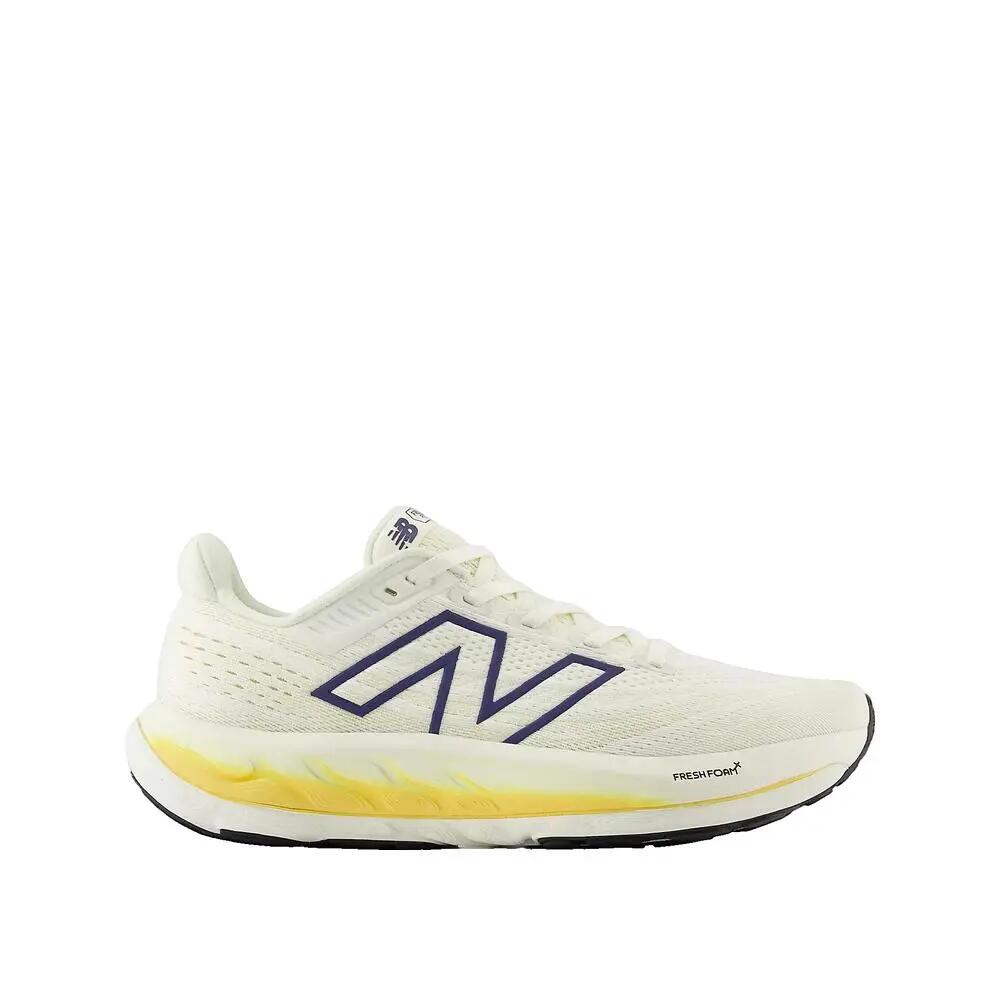 NEW BALANCE picture