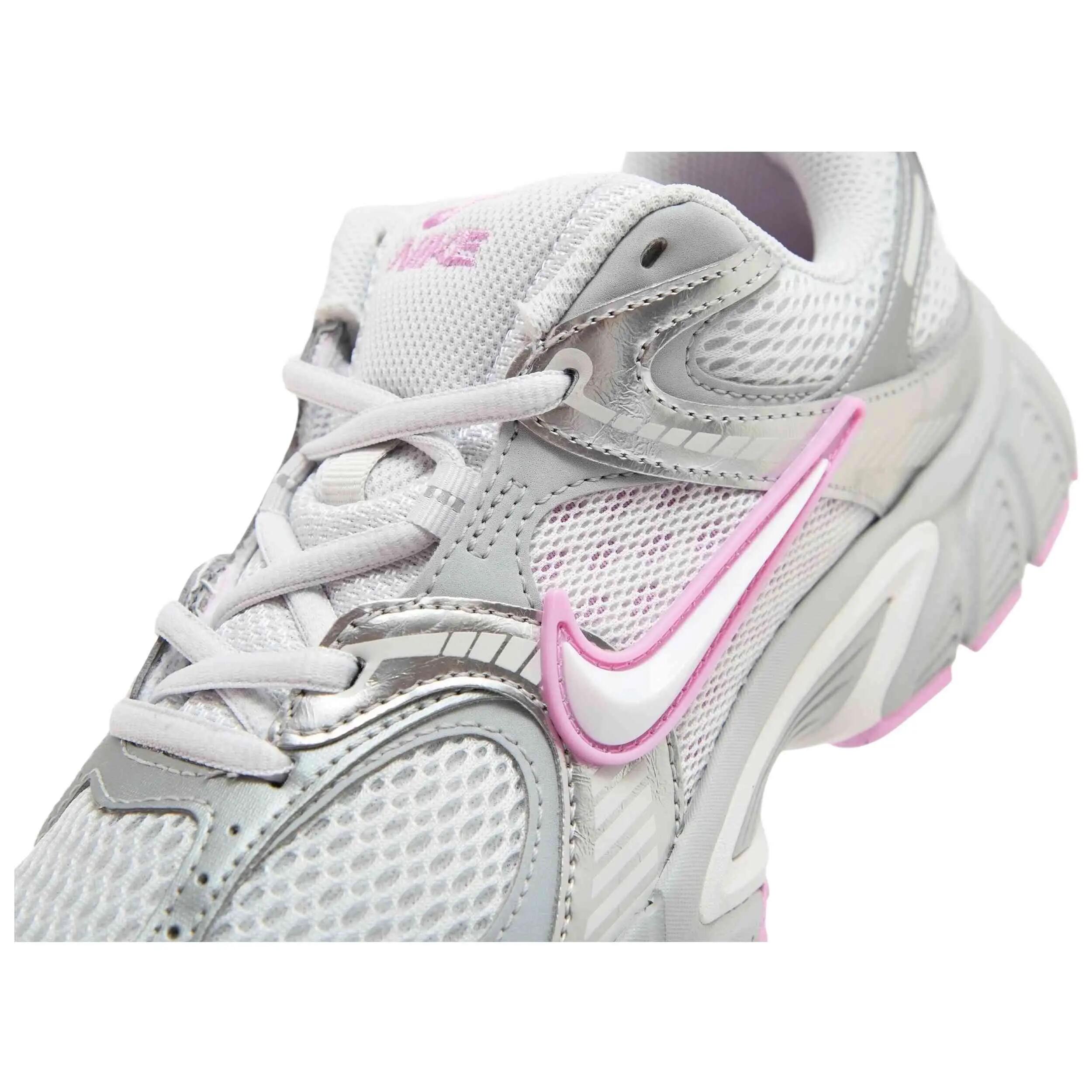 Scarpe da running Nike modello Nike V5 RNR per donne 4/5