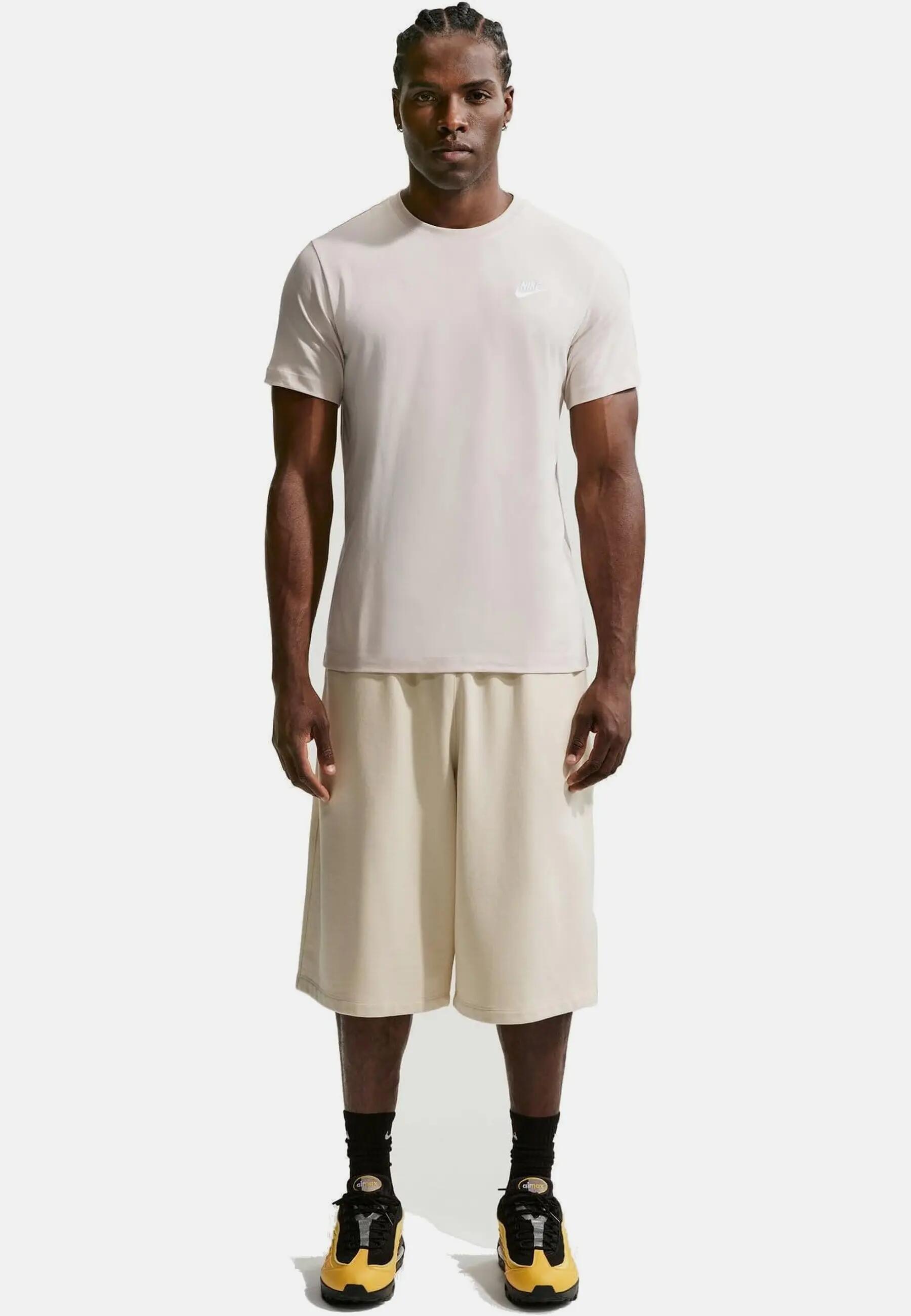 NIKE picture