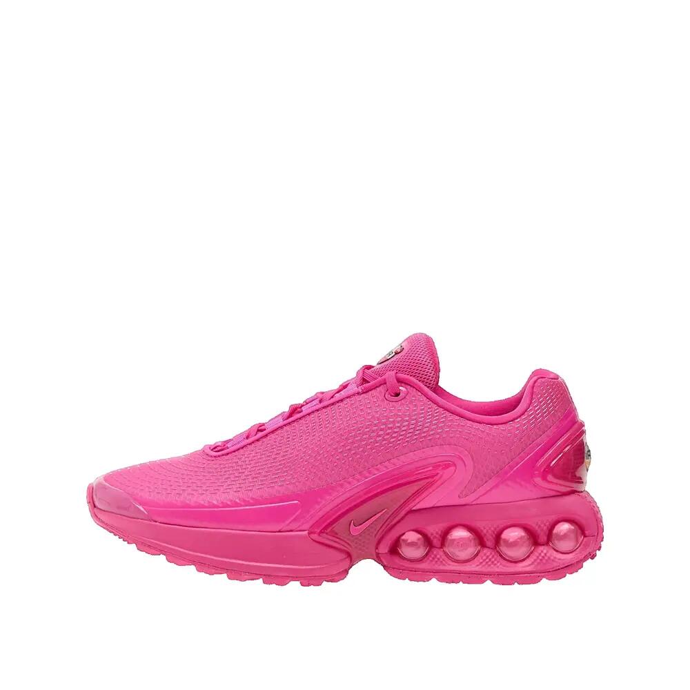 NIKE picture