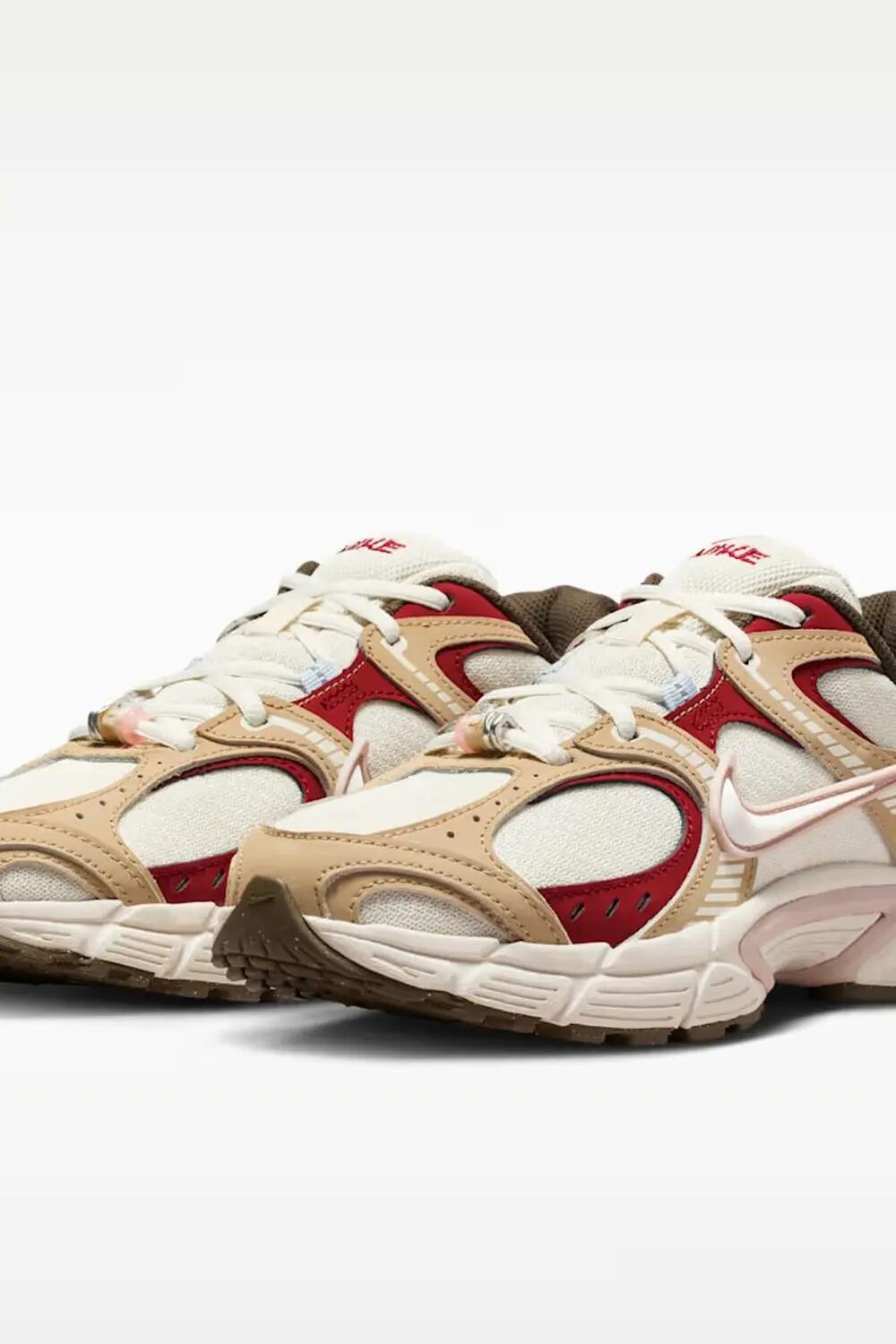 Nike V5 Rnr 4/6