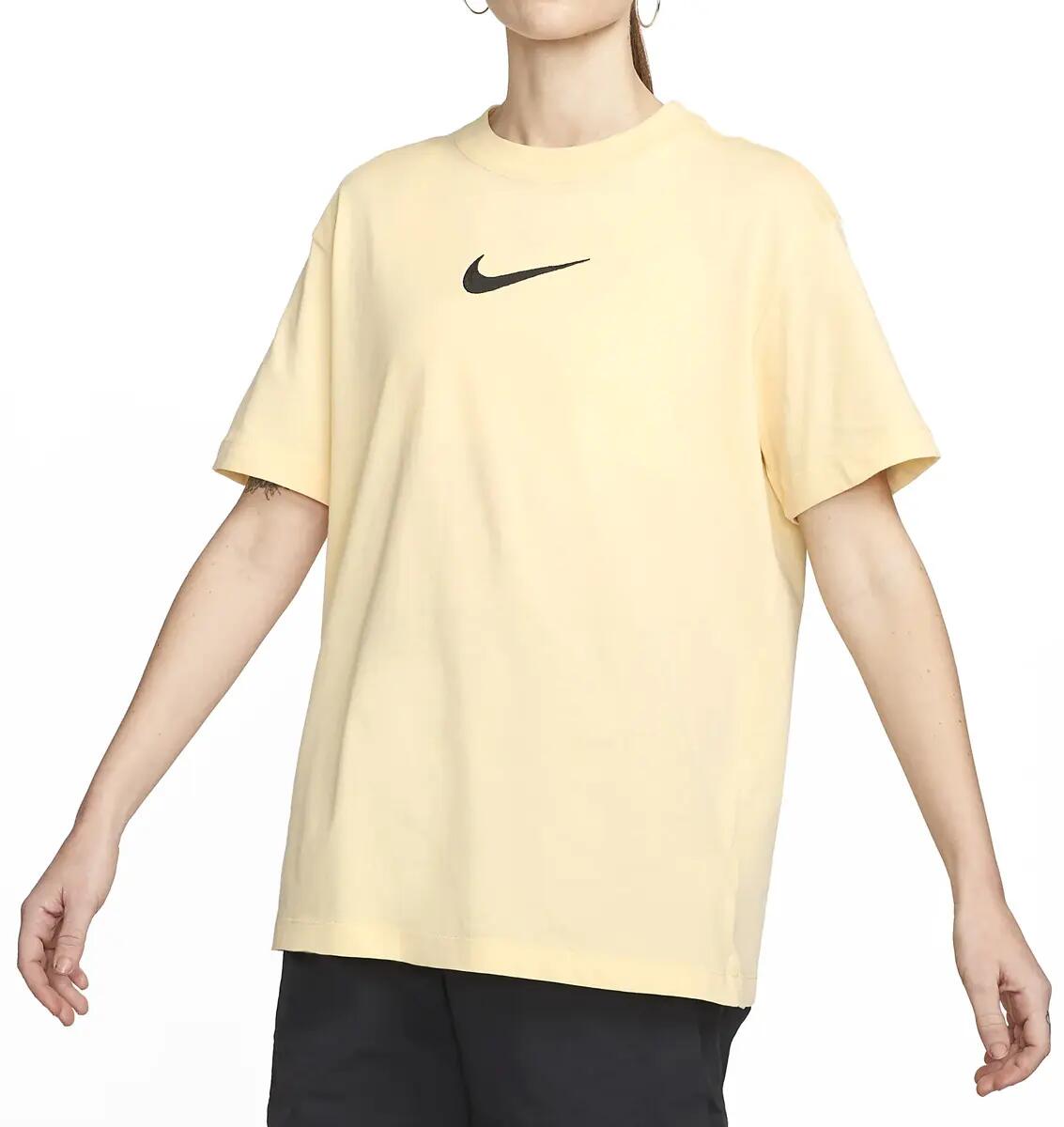 NIKE picture