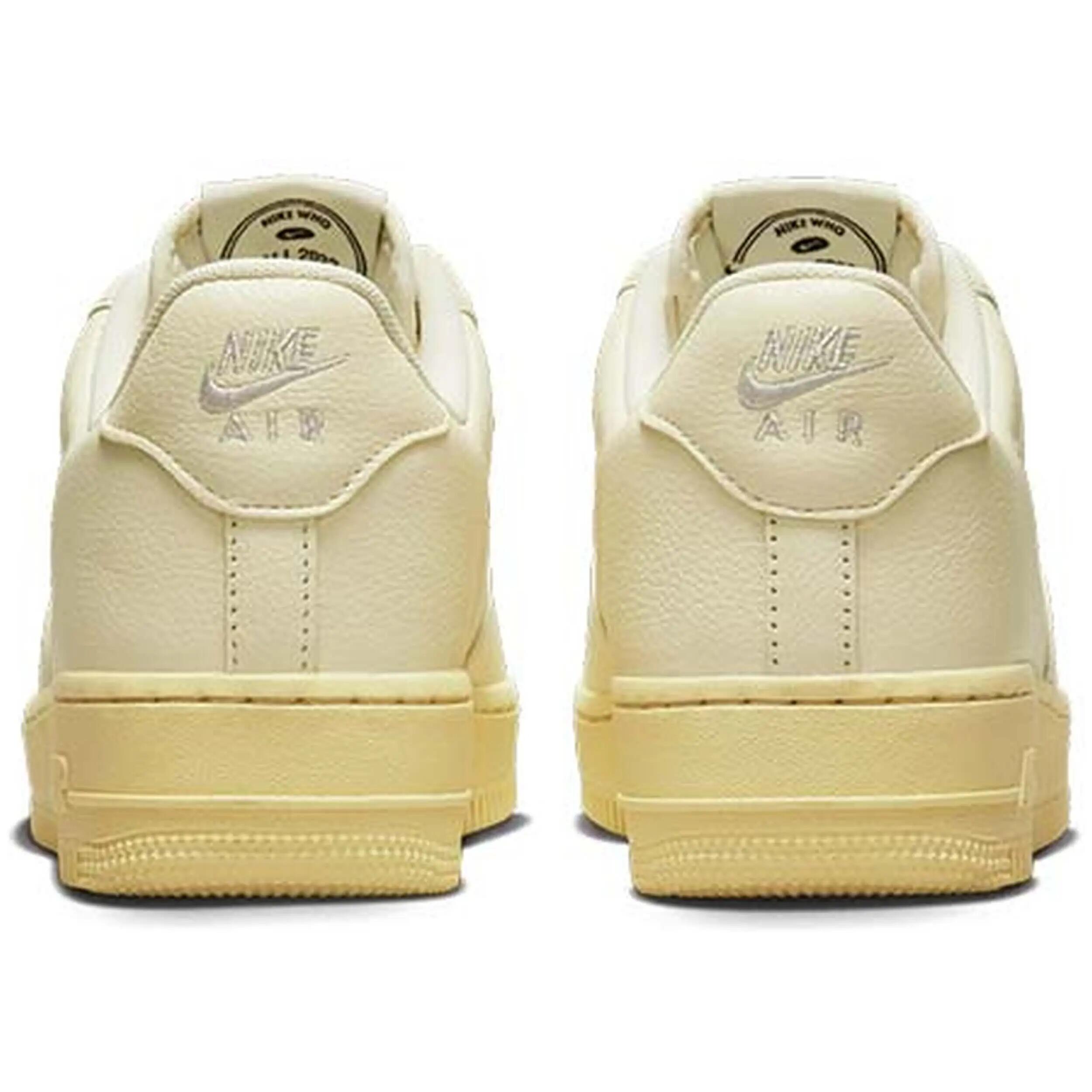 Zapatillas Nike modelo Air Force 1 Low LX para mujer 3/5
