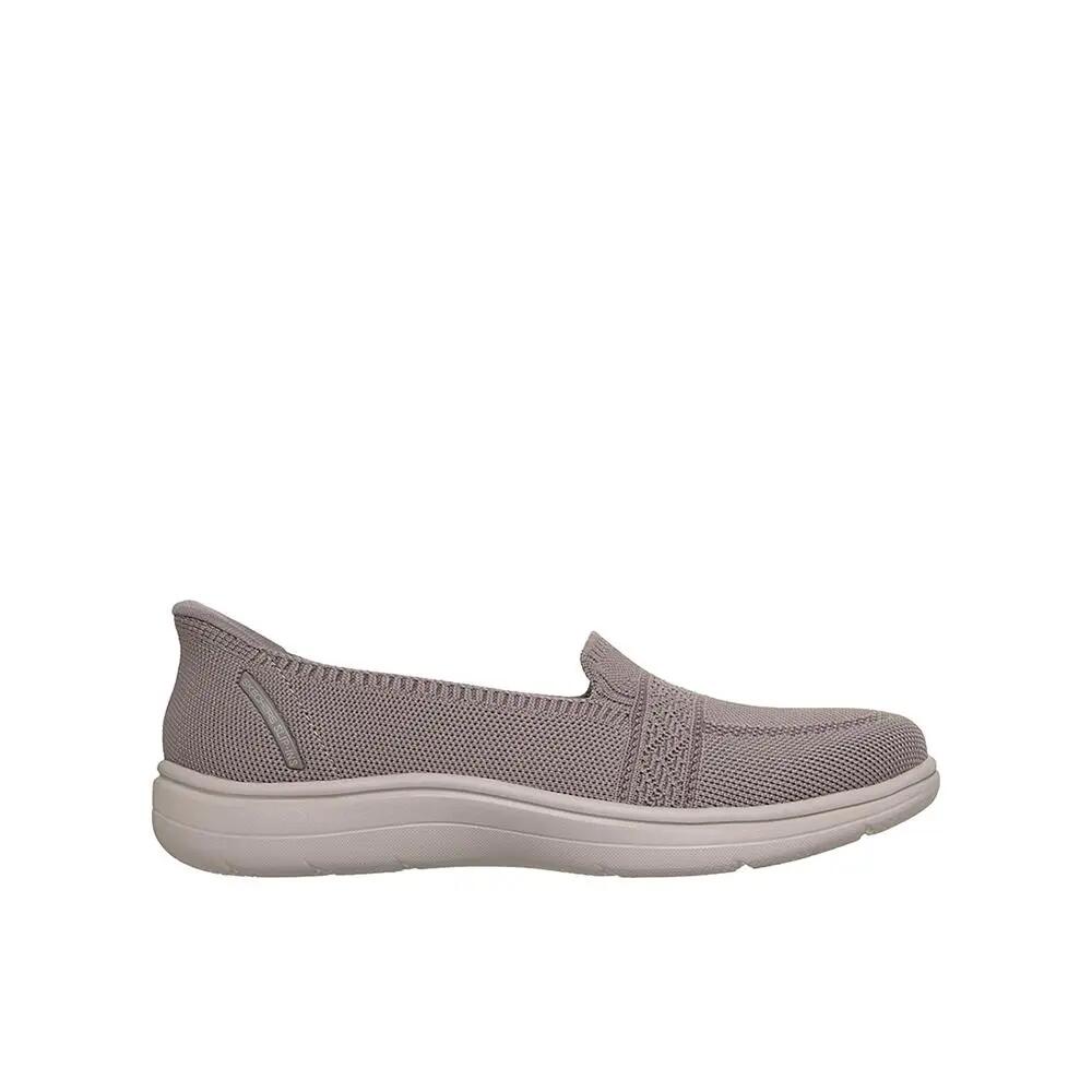 SKECHERS picture