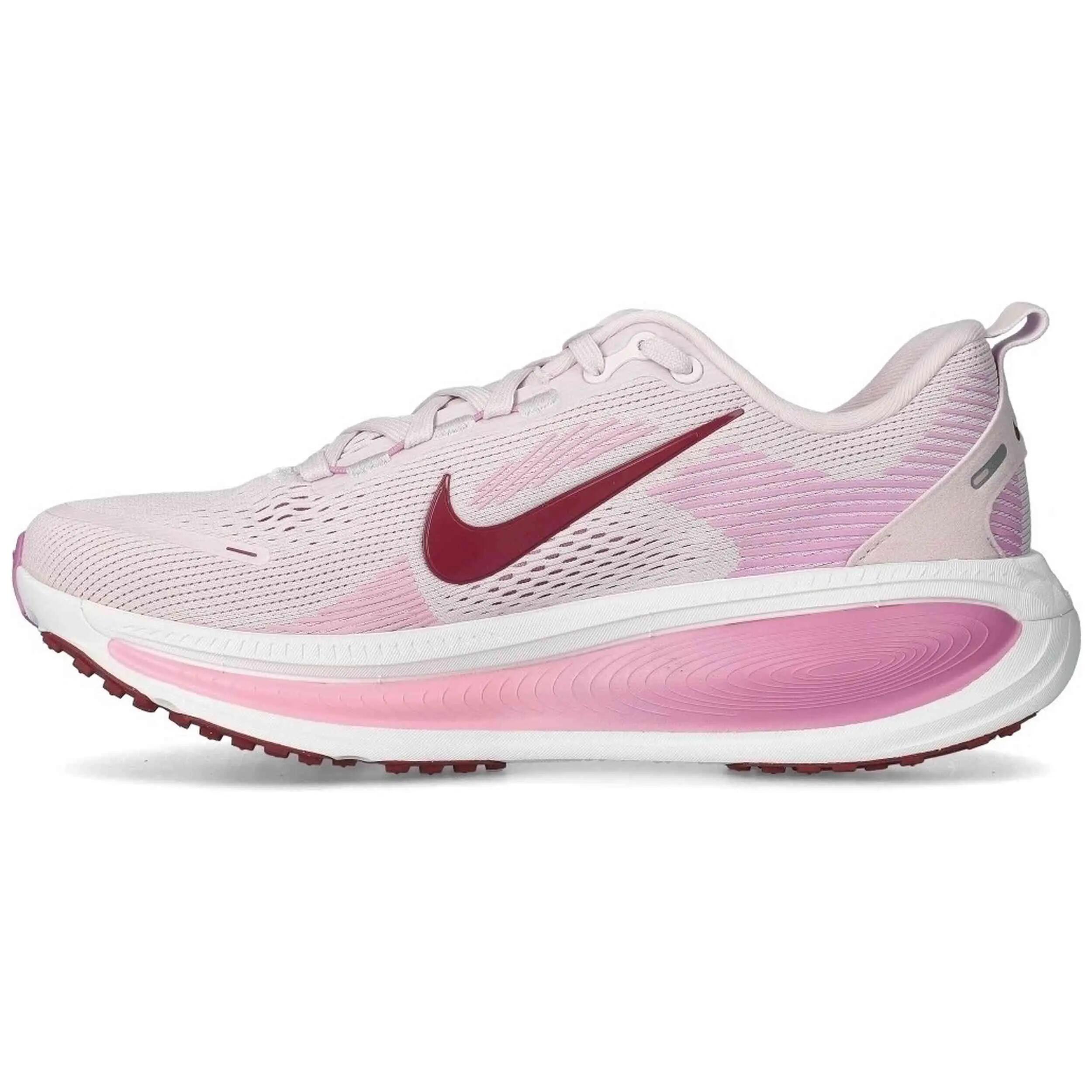 Tênis de corrida Nike modelo Vomero 18 "Bleached Lilac/Pink Smoke/ para mulheres 2/5