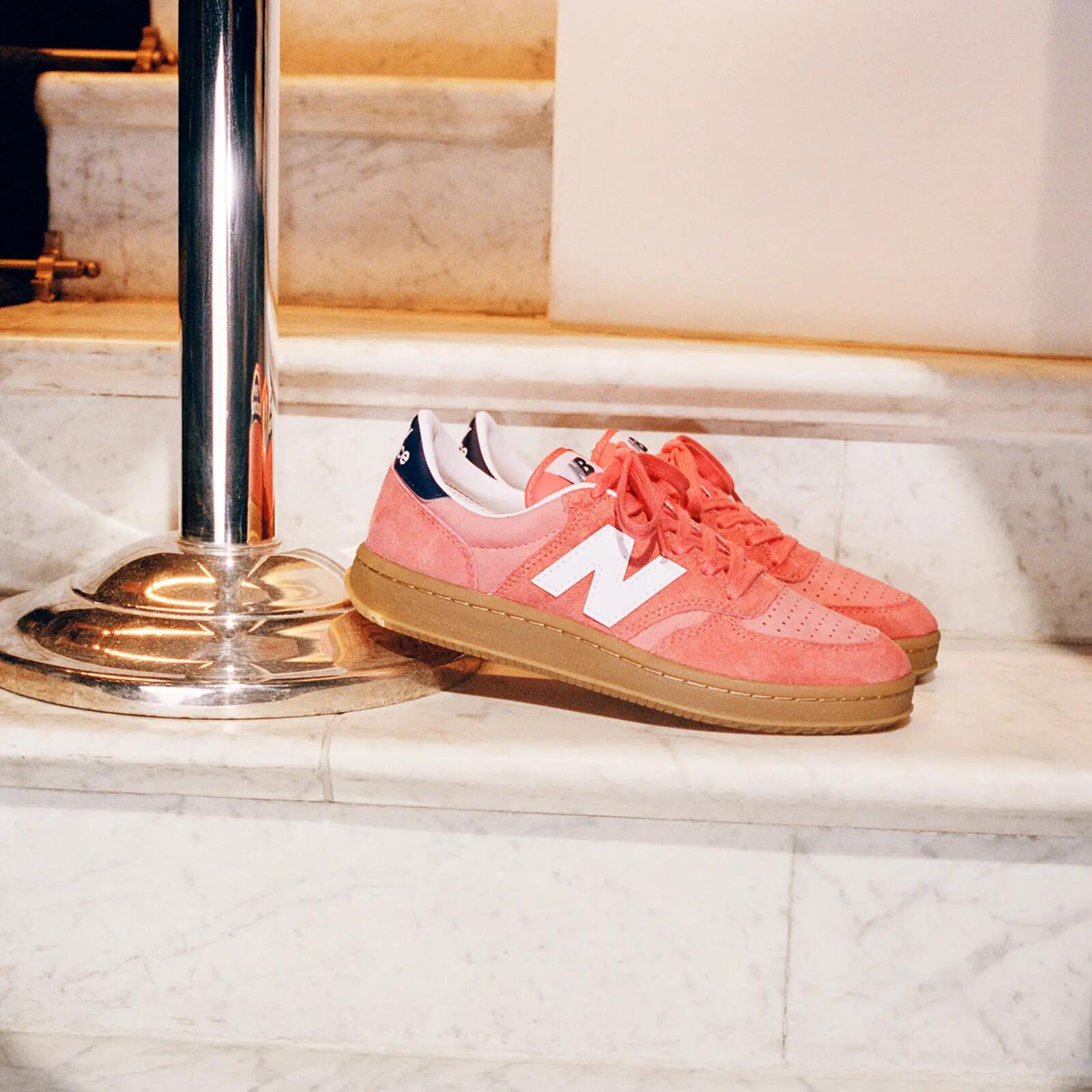Baskets New Balance modèle T500 pour femmes 4/5